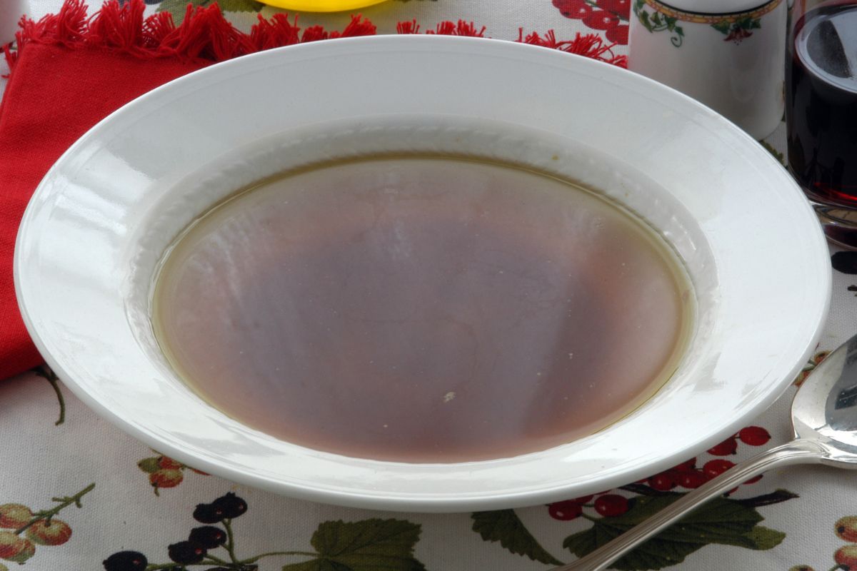 Inny bulion jest idealny na jesień. O wiele bardziej aromatyczny niż rosół