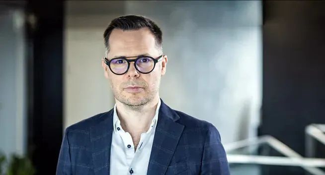 Wirtualna Polska sprzedała platformę do biletów lotniczych. Transakcja za 45 mln euro