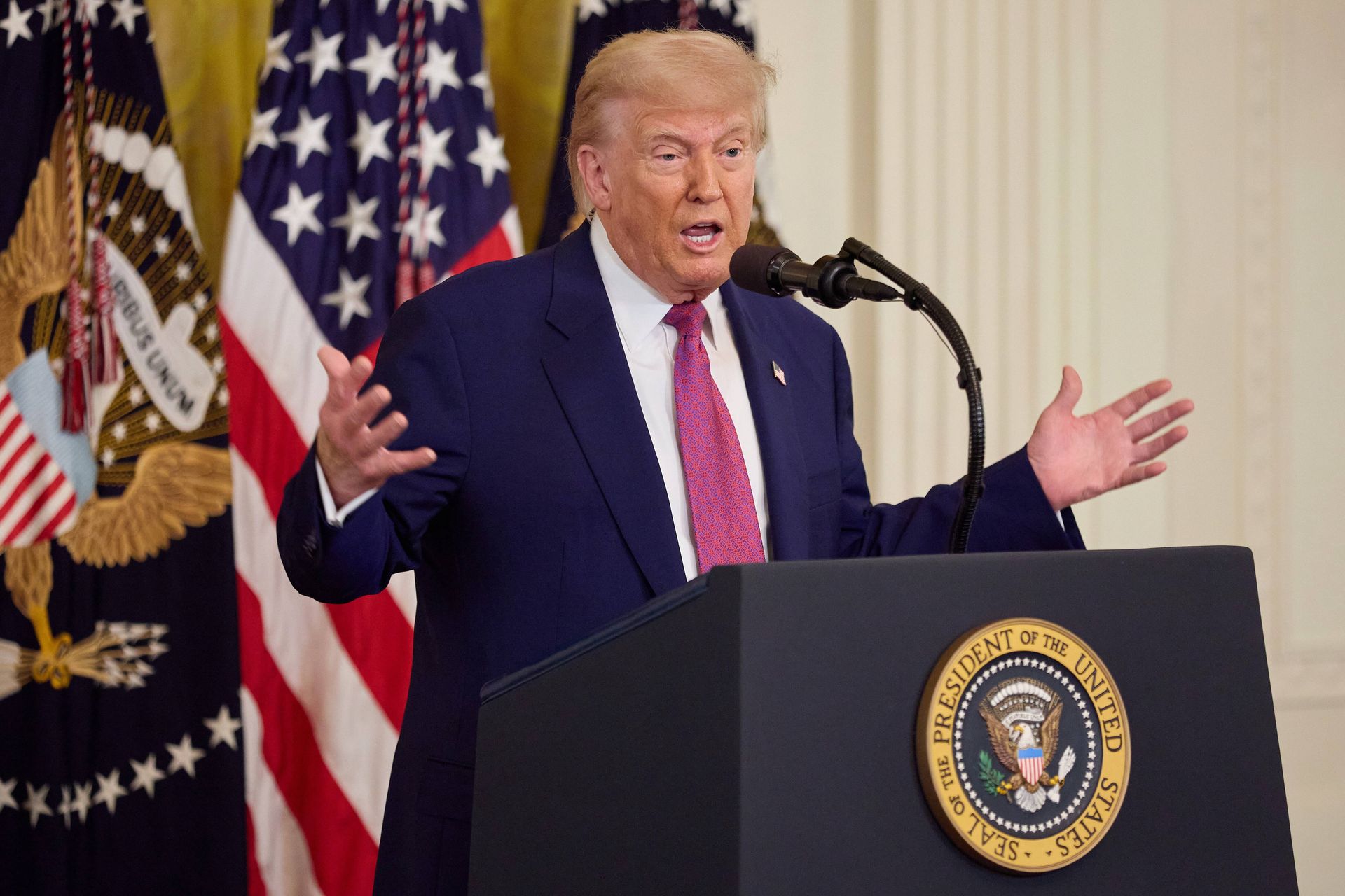 Trump po katastrofie lotniczej w Indiach. "Dałem im kilka wskazówek"