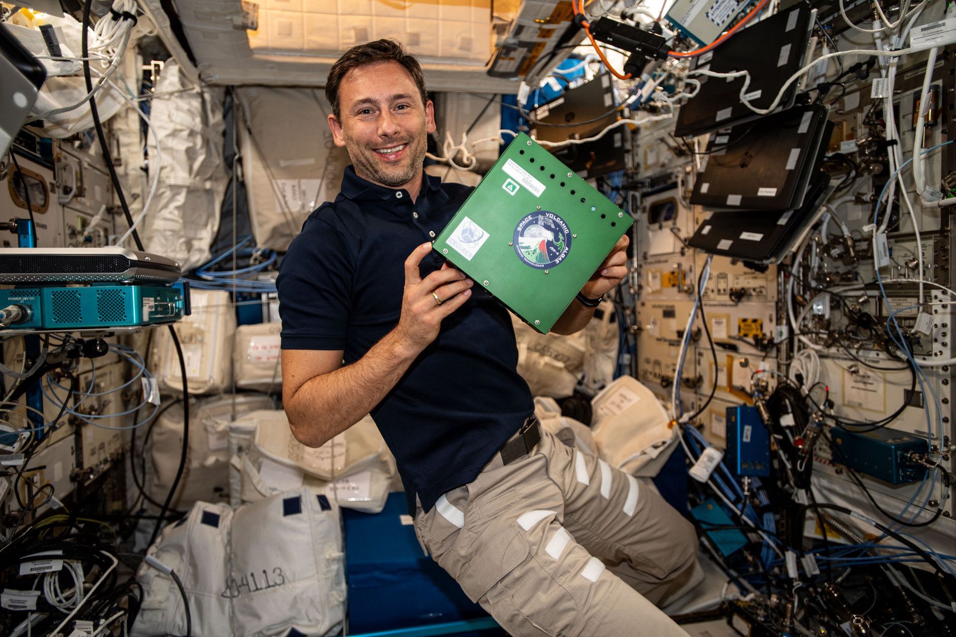 Polski astronauta w Houston: Eksperymenty niedługo trafią do Polski