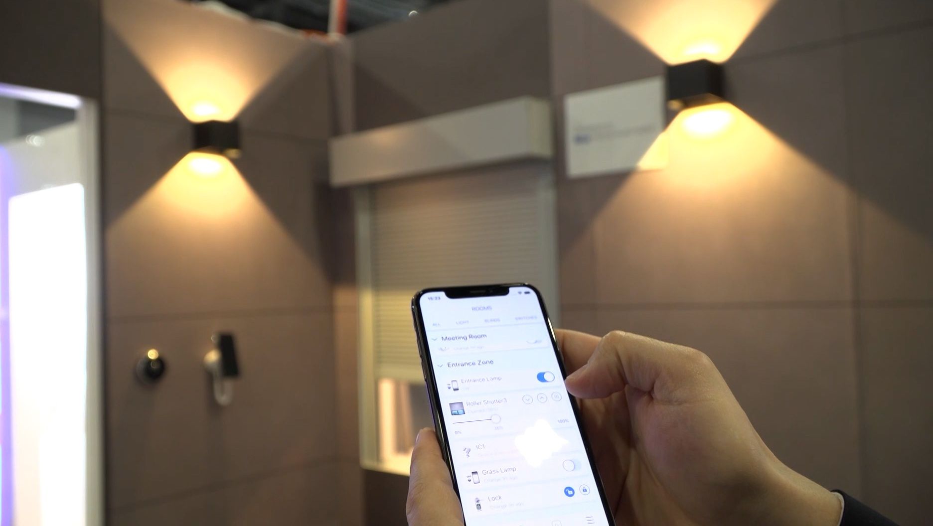 Warunki panujące w budynkach mają realny wpływ na samopoczucie mieszkańców. Coraz większy wpływ na ich poprawę mają inteligentne systemy