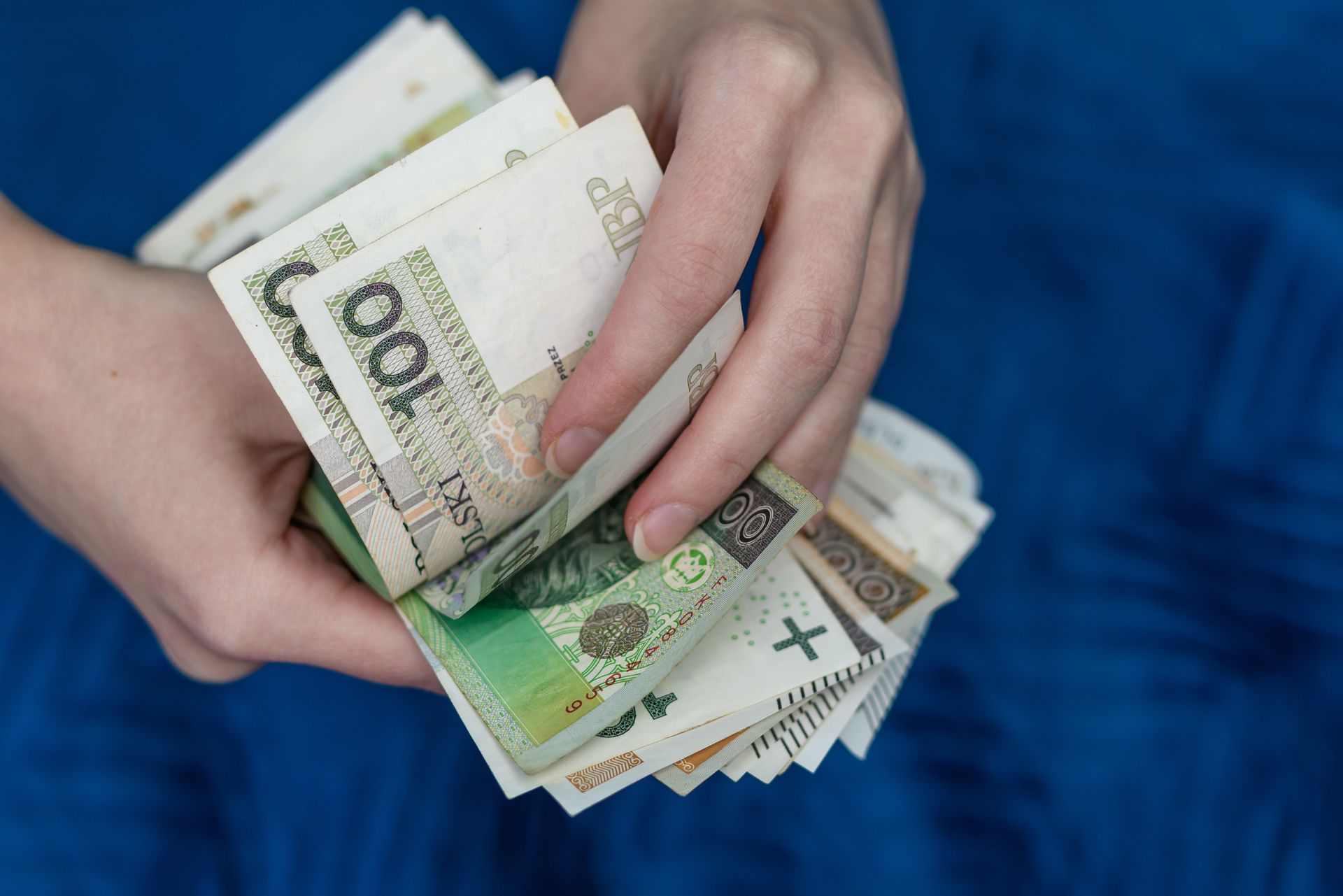 Nauczyciele na wcześniejszych emeryturach. ZUS pokazał, ile dostają
