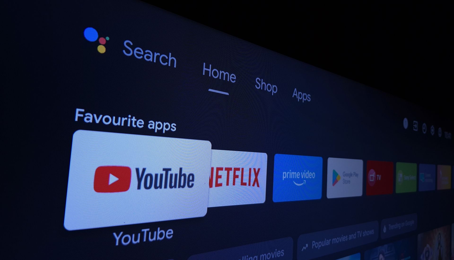 YouTube wyprzedza Netfliksa. Przyciąga internautów na dłużej
