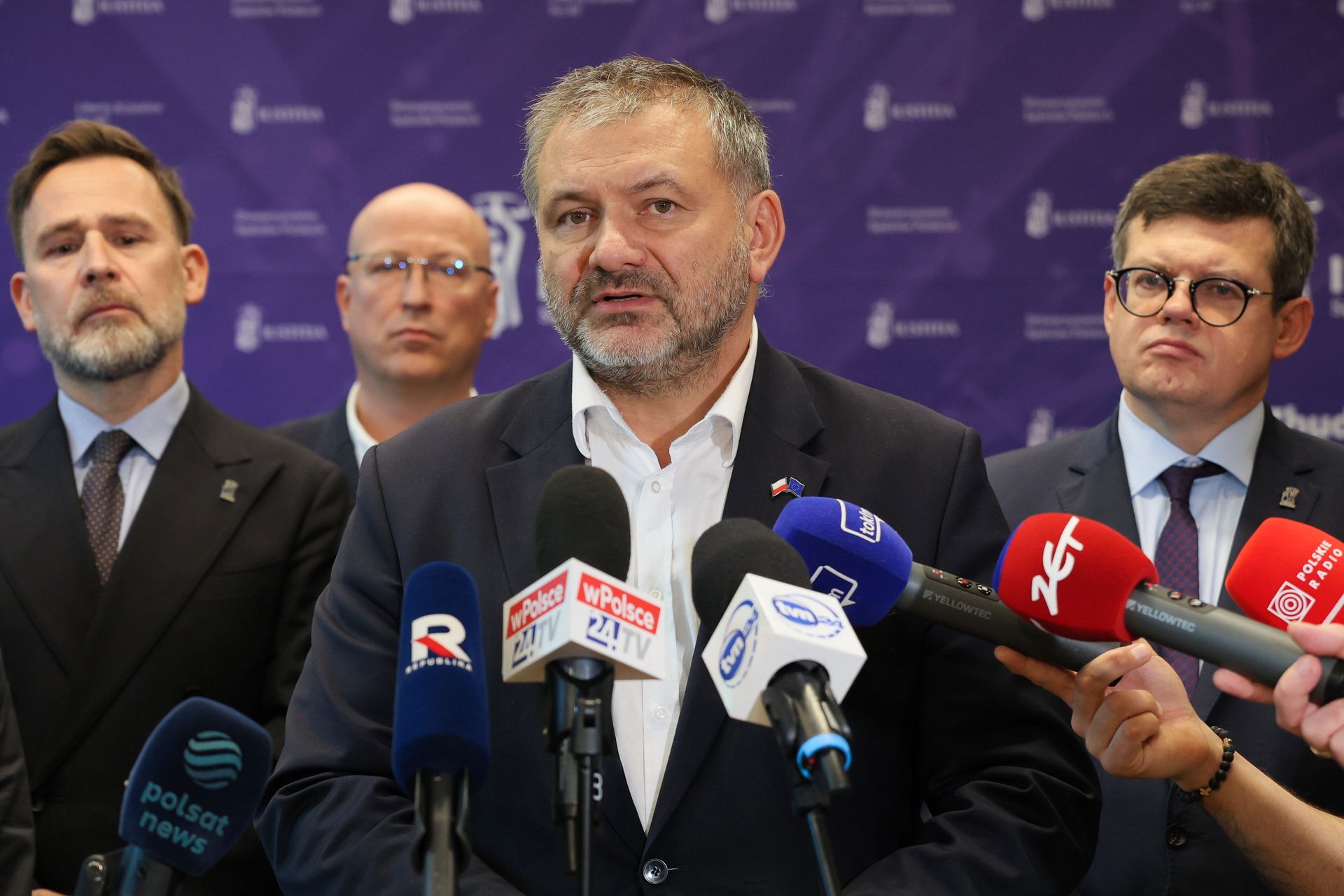 Internauci podzieleni w sprawie zmian w sądach. Gorąca dyskusja po decyzji Żurka