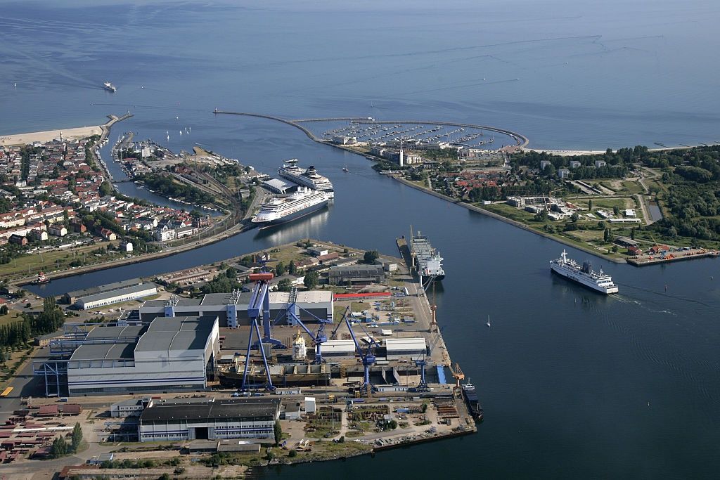 Największy niemiecki port będzie większy. Berlin wpompuje mln w Bałtyk