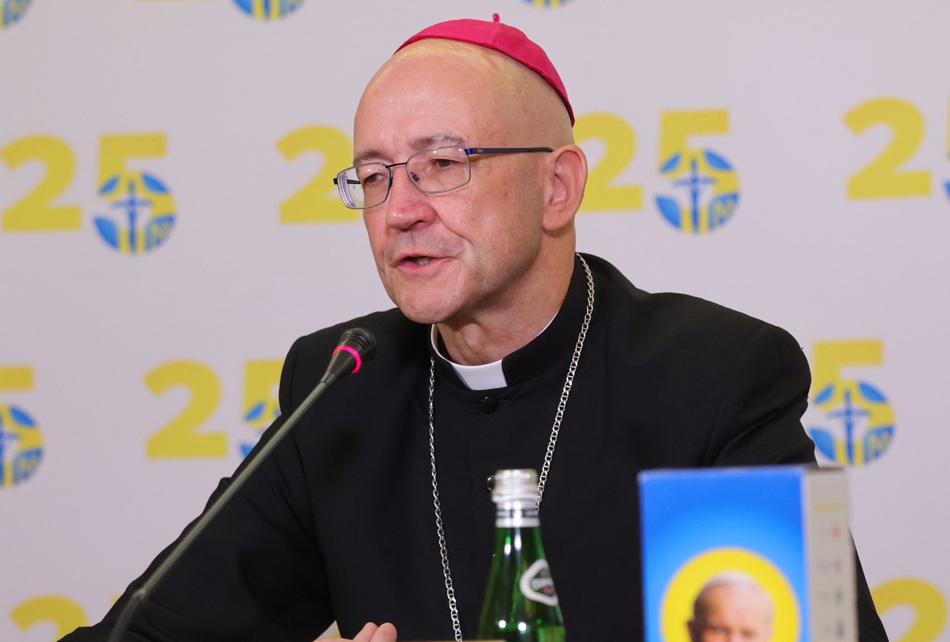 Stało się coś niedobrego. Abp przyznaje błąd KEP