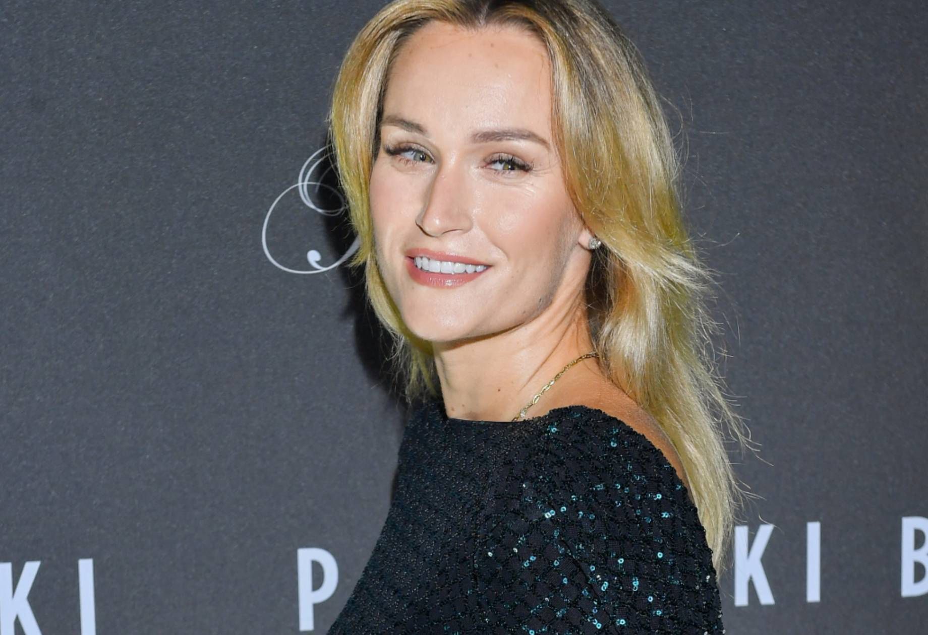 "Królowa pieczarek" świętowała urodziny. Jej sukienka to prawdziwy hit