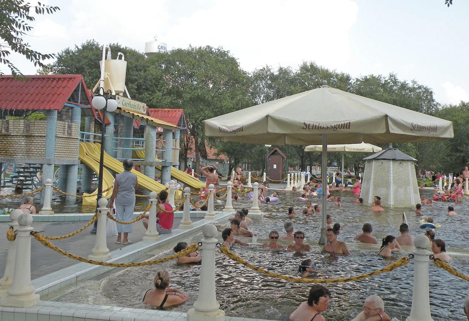 Zatrucie w termach na Węgrzech. Dziecko z Polski w szpitalu