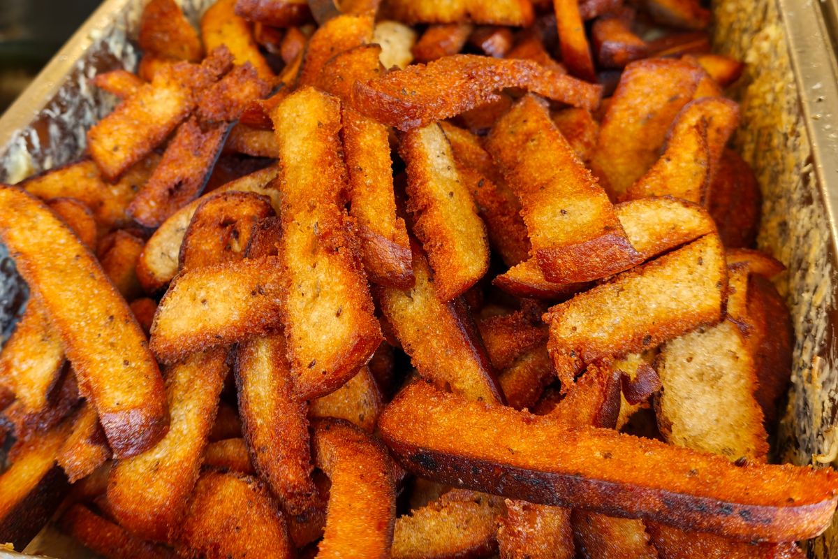 Litwini jedzą zamiast chipsów. Zapach czuć już z daleka
