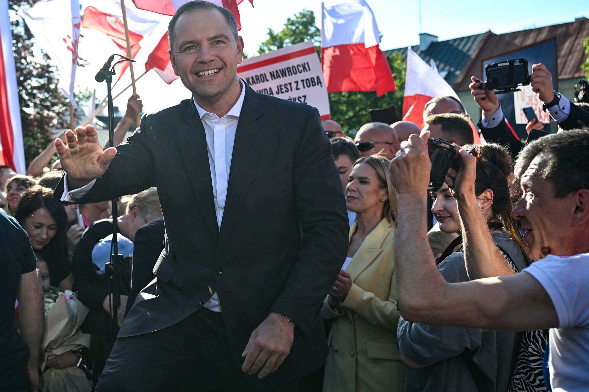 Ochrona SOP dla Karola Nawrockiego. Nieoficjalnie: dzisiaj decyzja szefa MSWiA