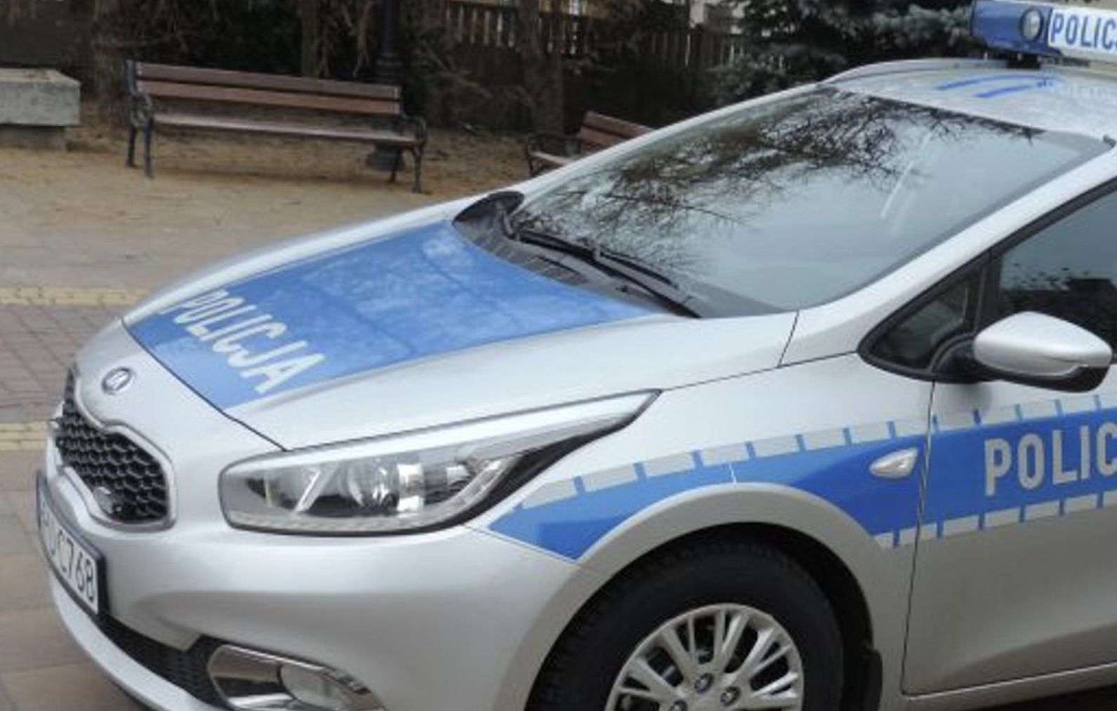 Hulajnoga wjechała w seniorkę w Płońsku. Kobieta trafiła do szpitala