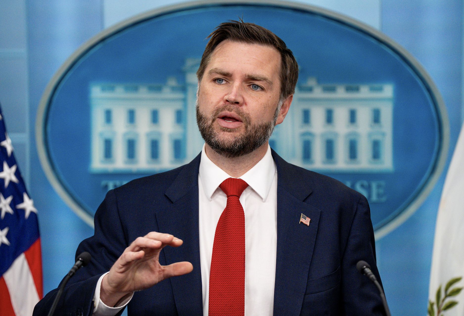 Vance: Trump chce "nowego rozdziału" w relacjach z Iranem