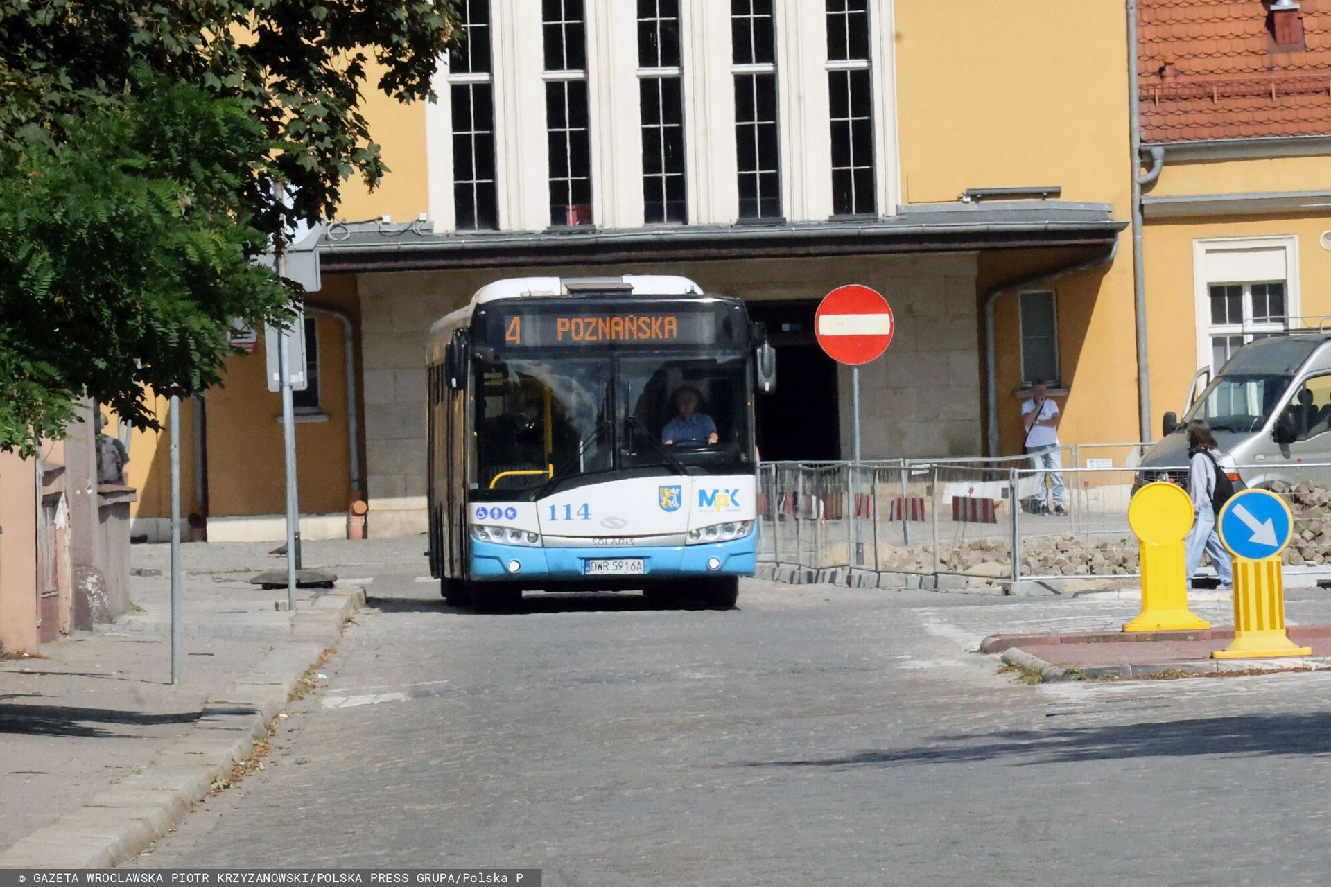 Bohaterska akcja kierowczyni autobusu. Użyła gazu i ujęła mężczyznę