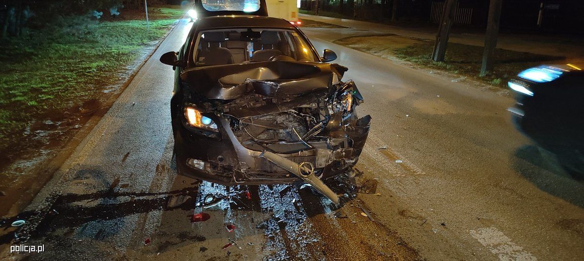 Organizowali fikcyjne kolizje. Mogli wyłudzić choćby 2 mln zł