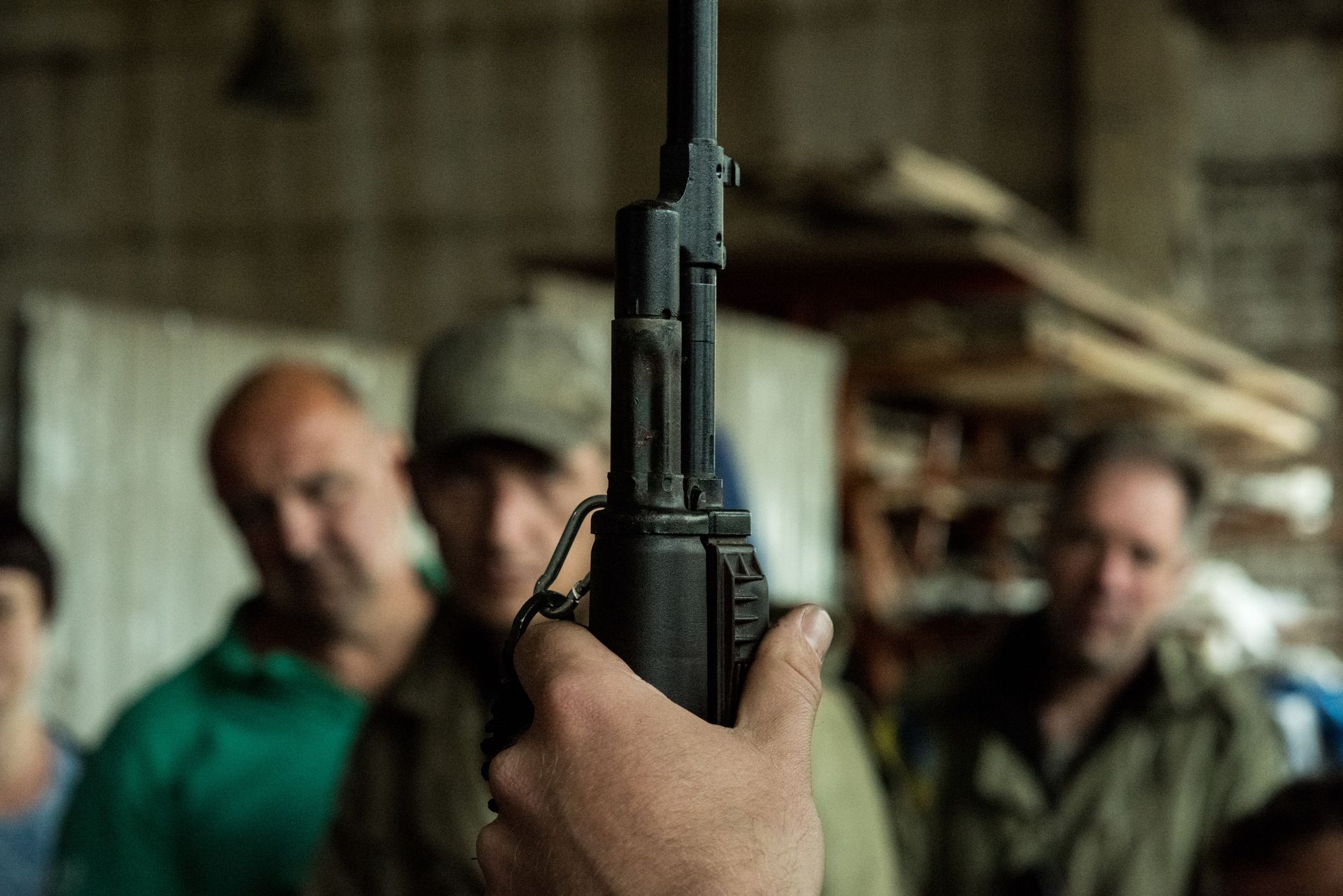 Na front i na czarny rynek. Broń rosyjska zasila włoskie mafie