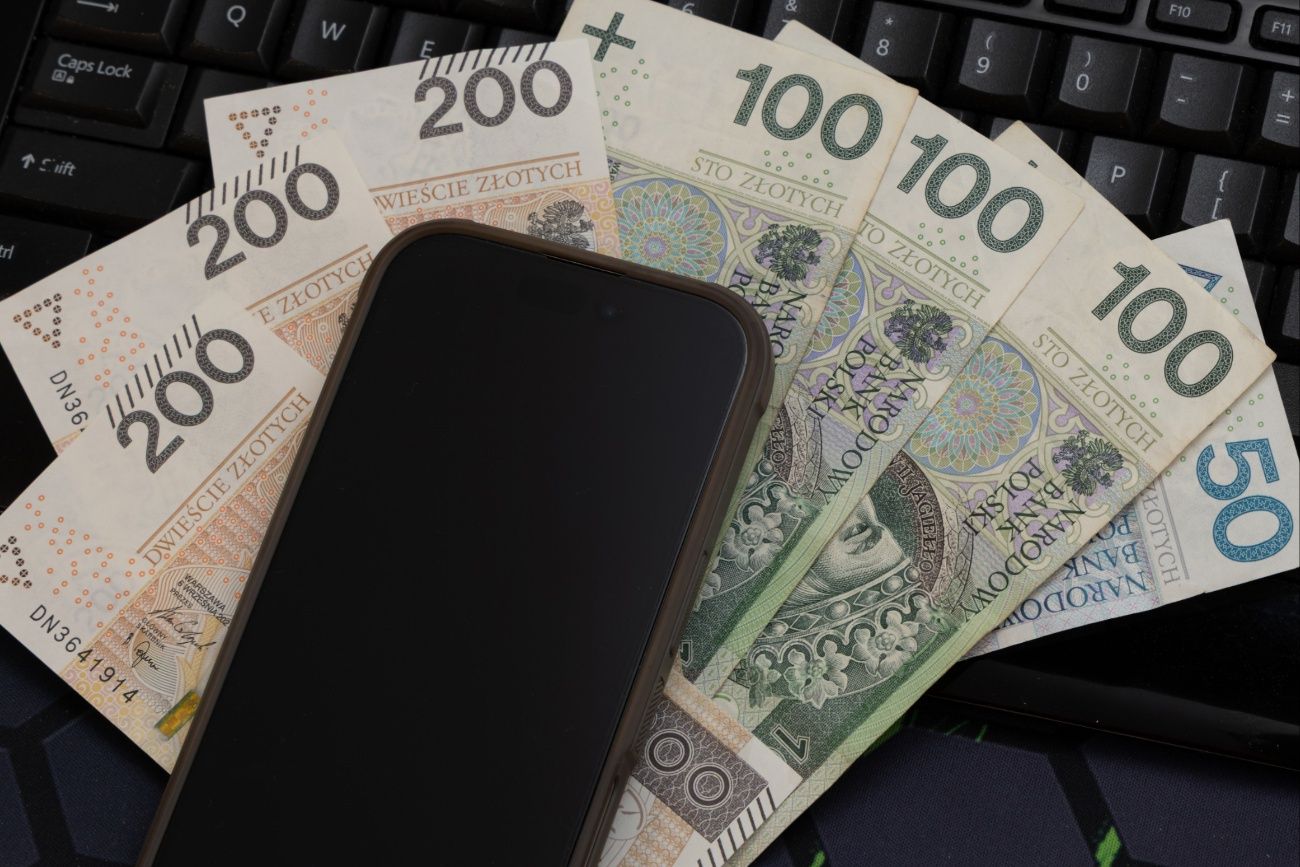 Nowa metoda oszustów. Wysłali etykietę, straciła 1,9 tys. zł