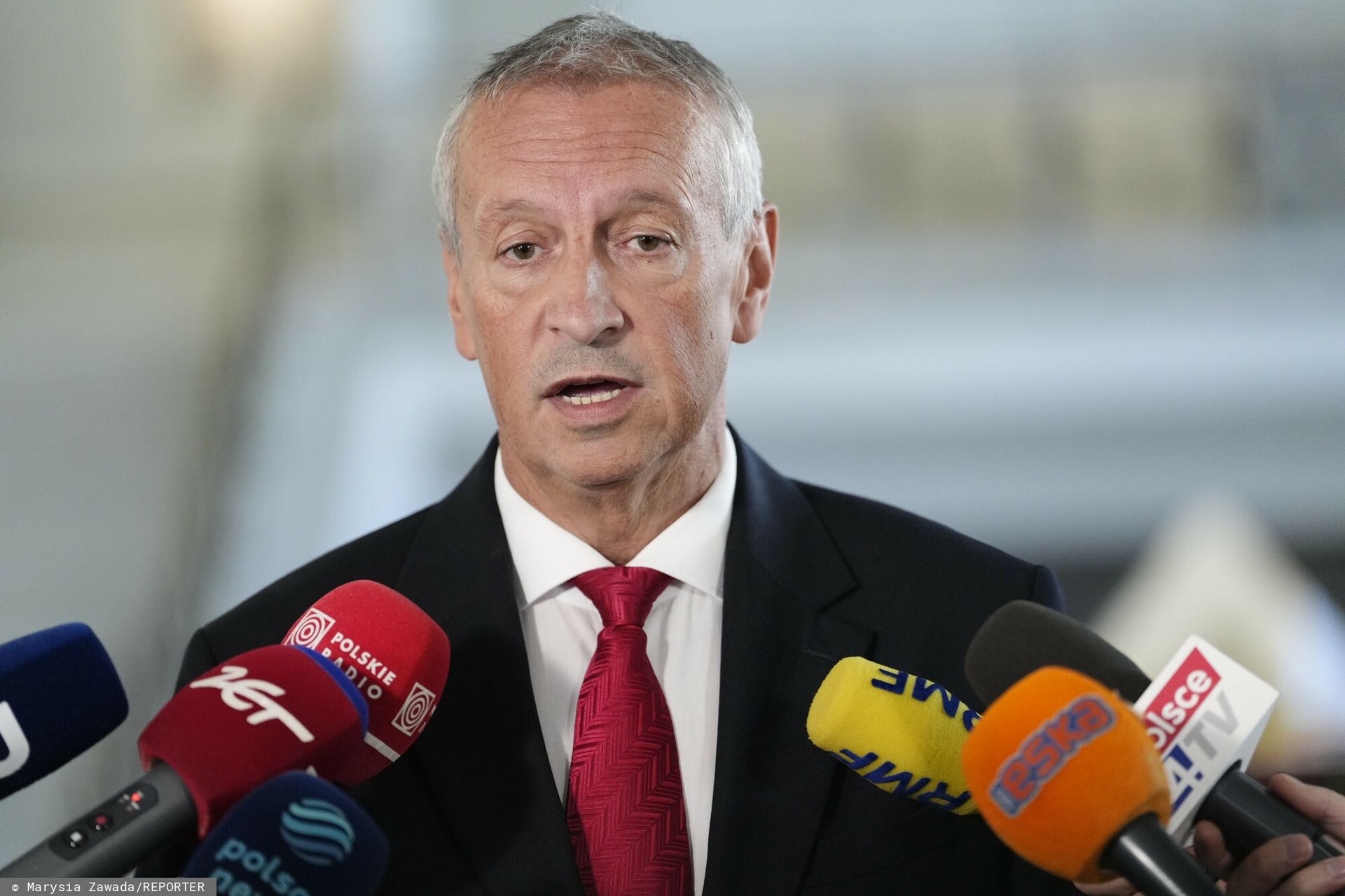 Dobrzyński o próbie wykolejenia pociągów. "Nie wpadajmy w panikę"