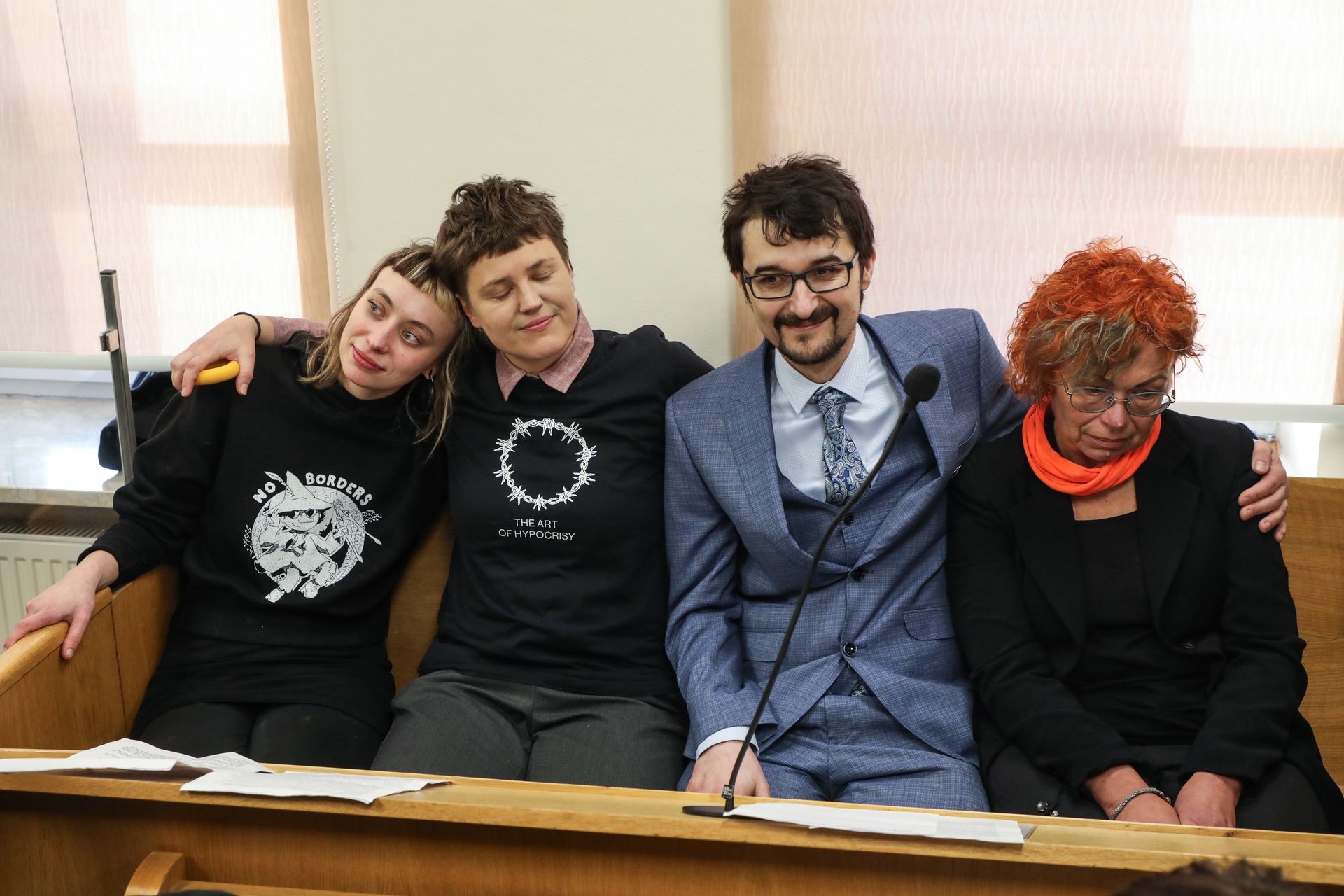 Piątka z Hajnówki pomagała migrantom. Jest decyzja sądu