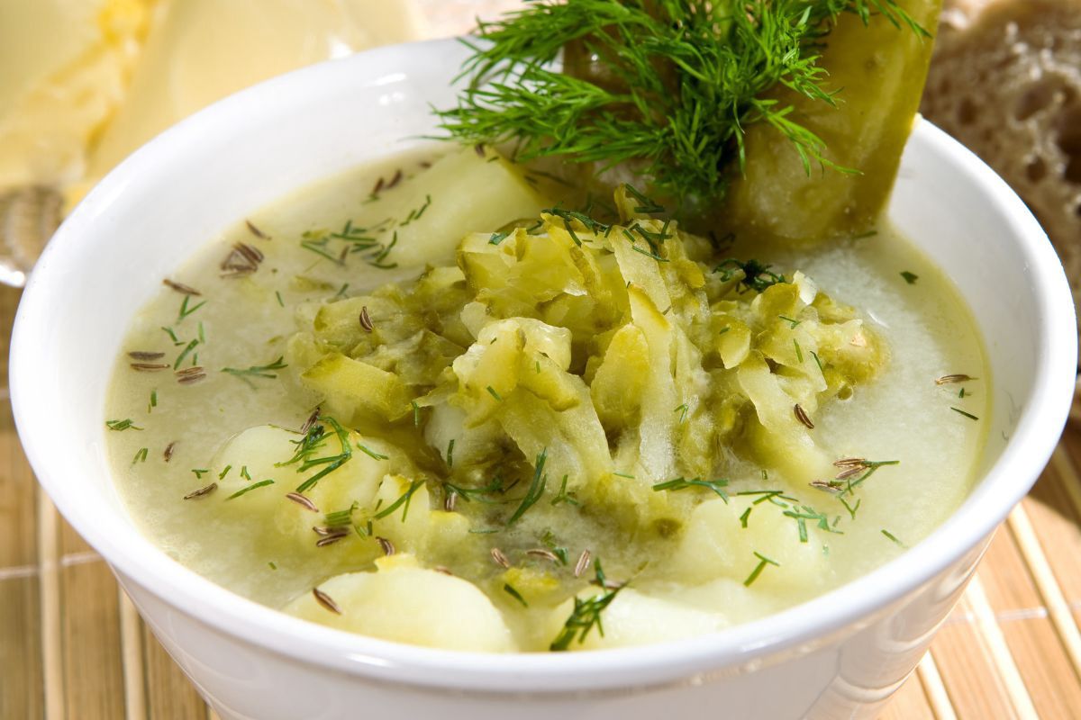 Dodaj dwie łyżki do ogórkowej. Rodzina okrzyknie cię mistrzem garnków