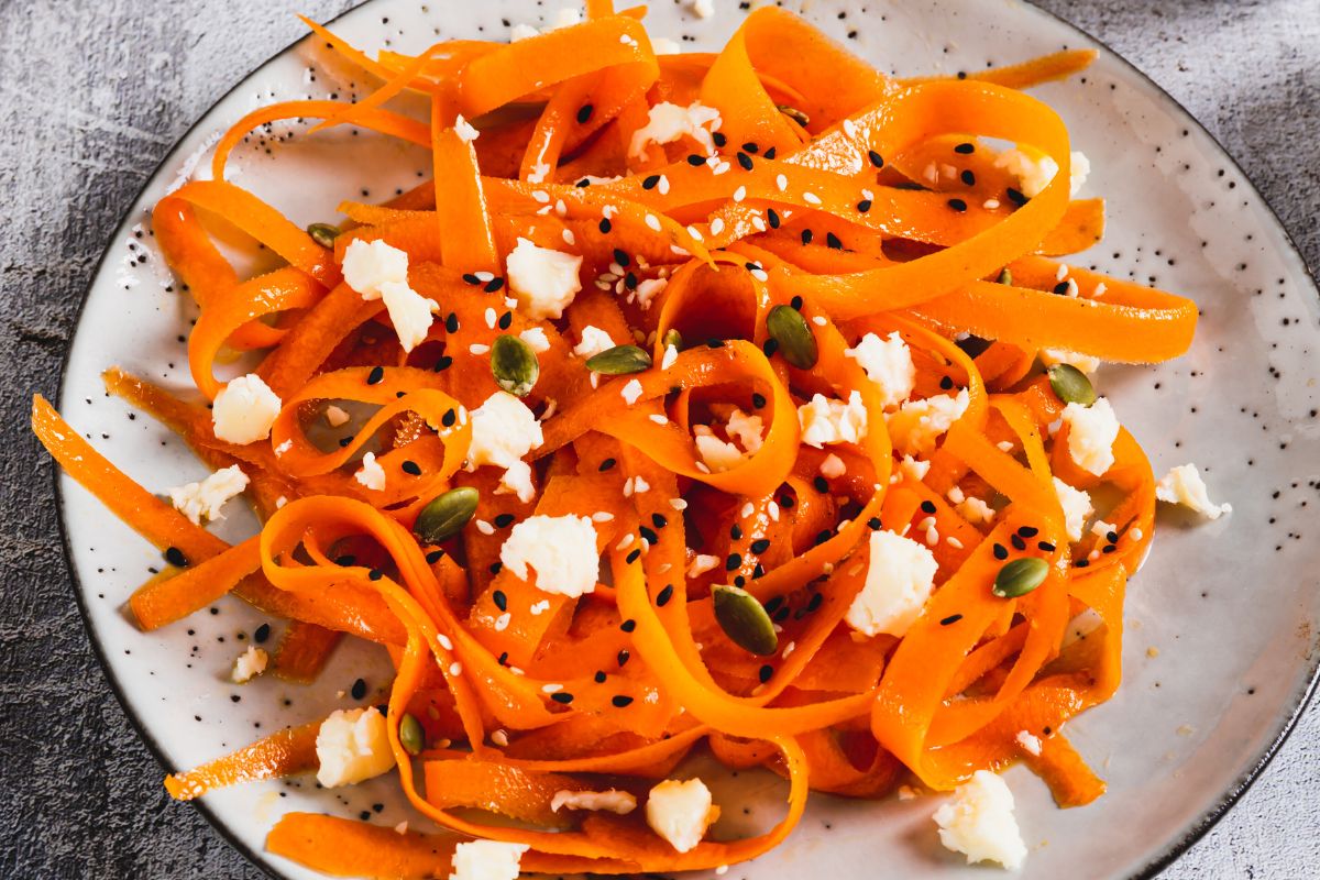 Zrób na obiad tę sałatkę. Zadziała lepiej niż botoks