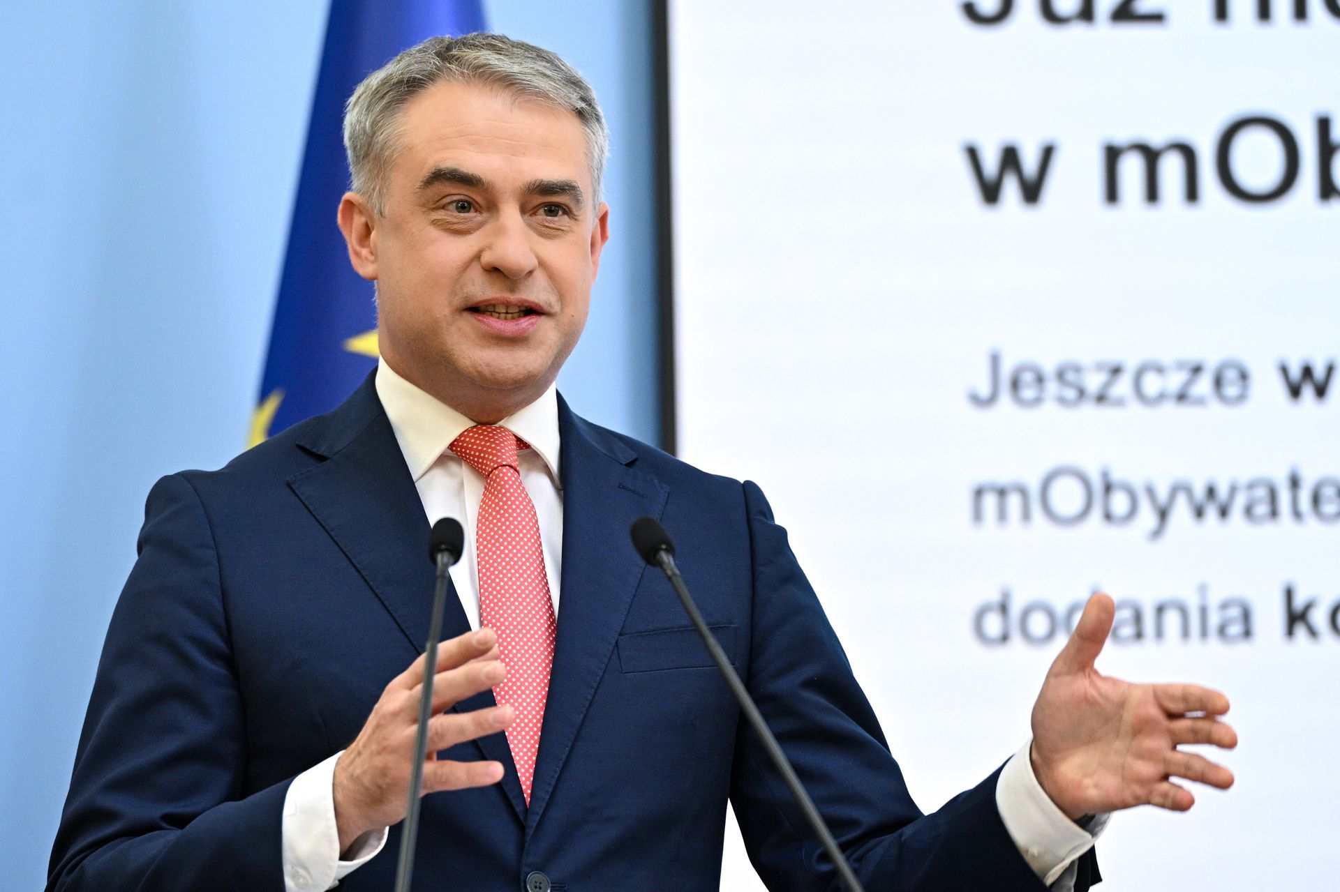 Cyberatak na europejskie lotniska. Jest reakcja ministra cyfryzacji