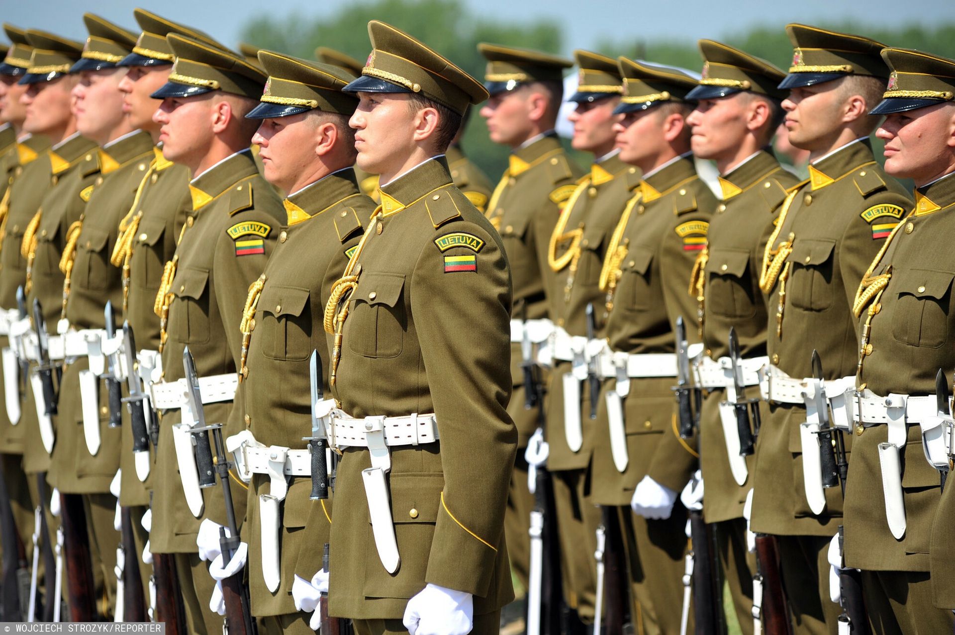 Litwini idą w kamasze. Są szczegóły