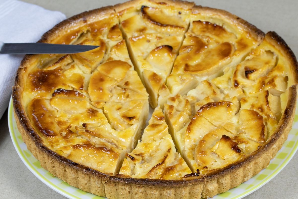 Zamiast szarlotki piekę szwedzkie ciasto z jabłkami. Tak pyszne, iż chwali choćby wybredna teściowa