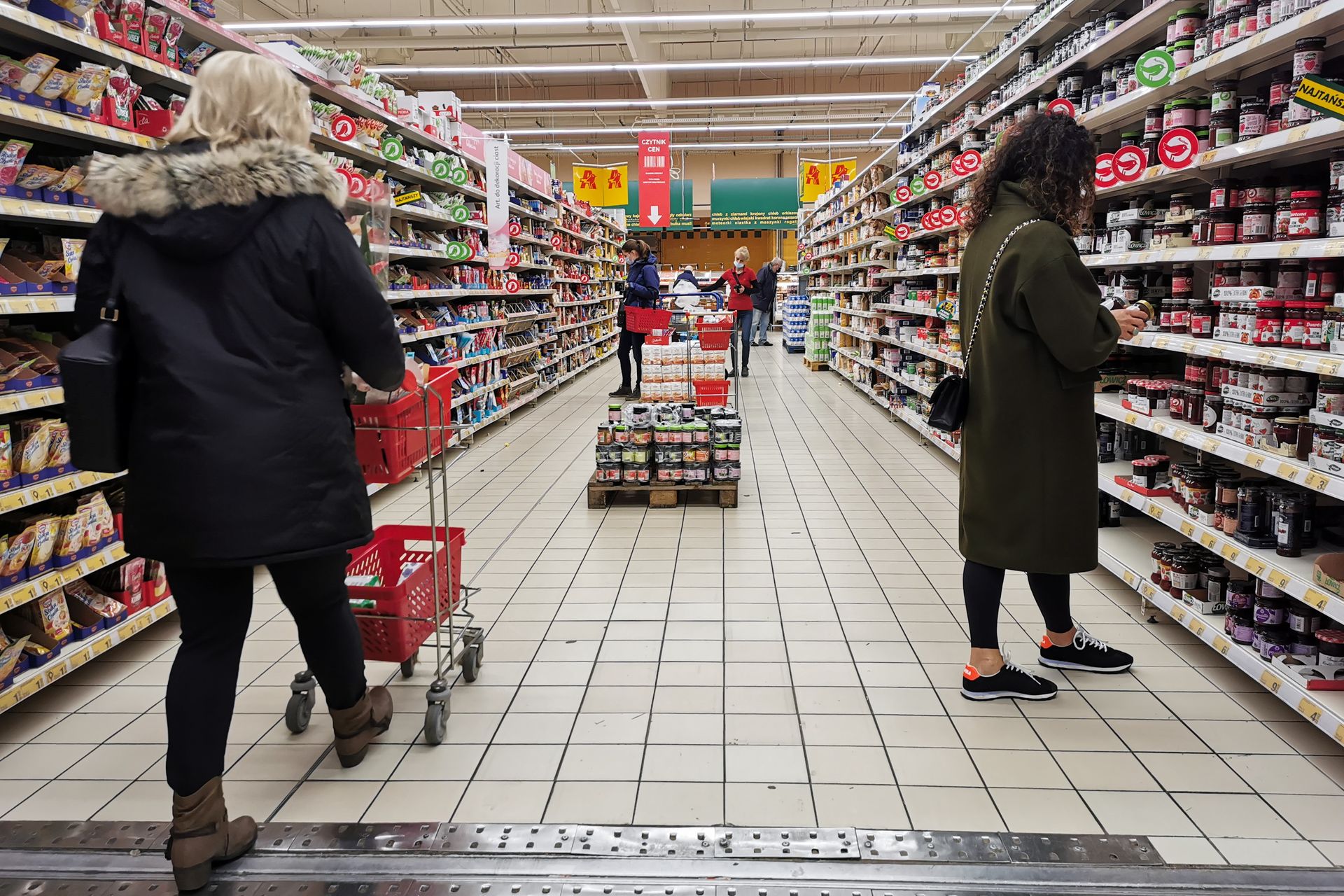 Oto najtańsza sieć w Polsce. Porównali ceny w supermarketach