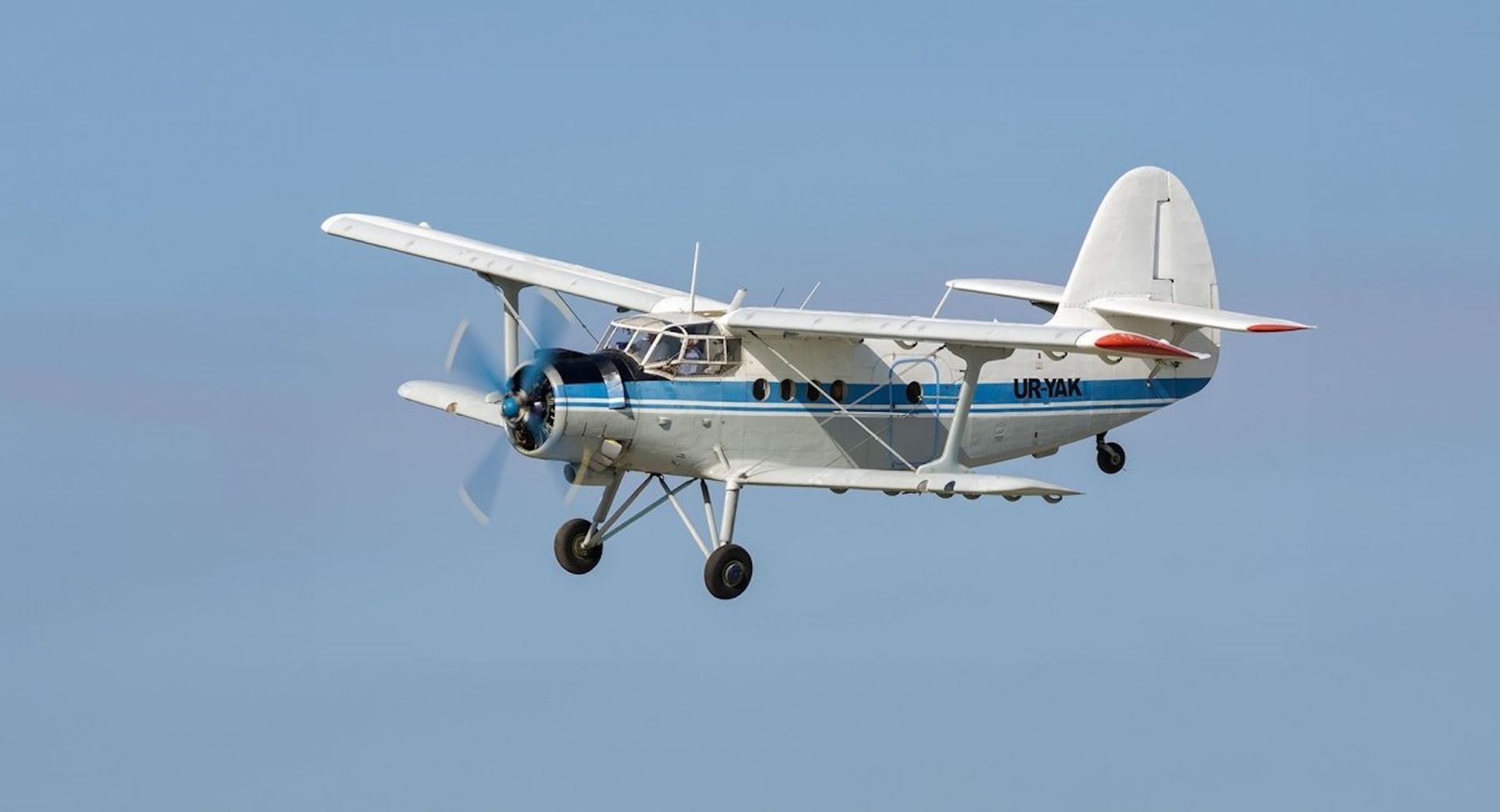 Rosja potrzebuje samolotów. Chcą wyciągnąć An-2 z magazynów