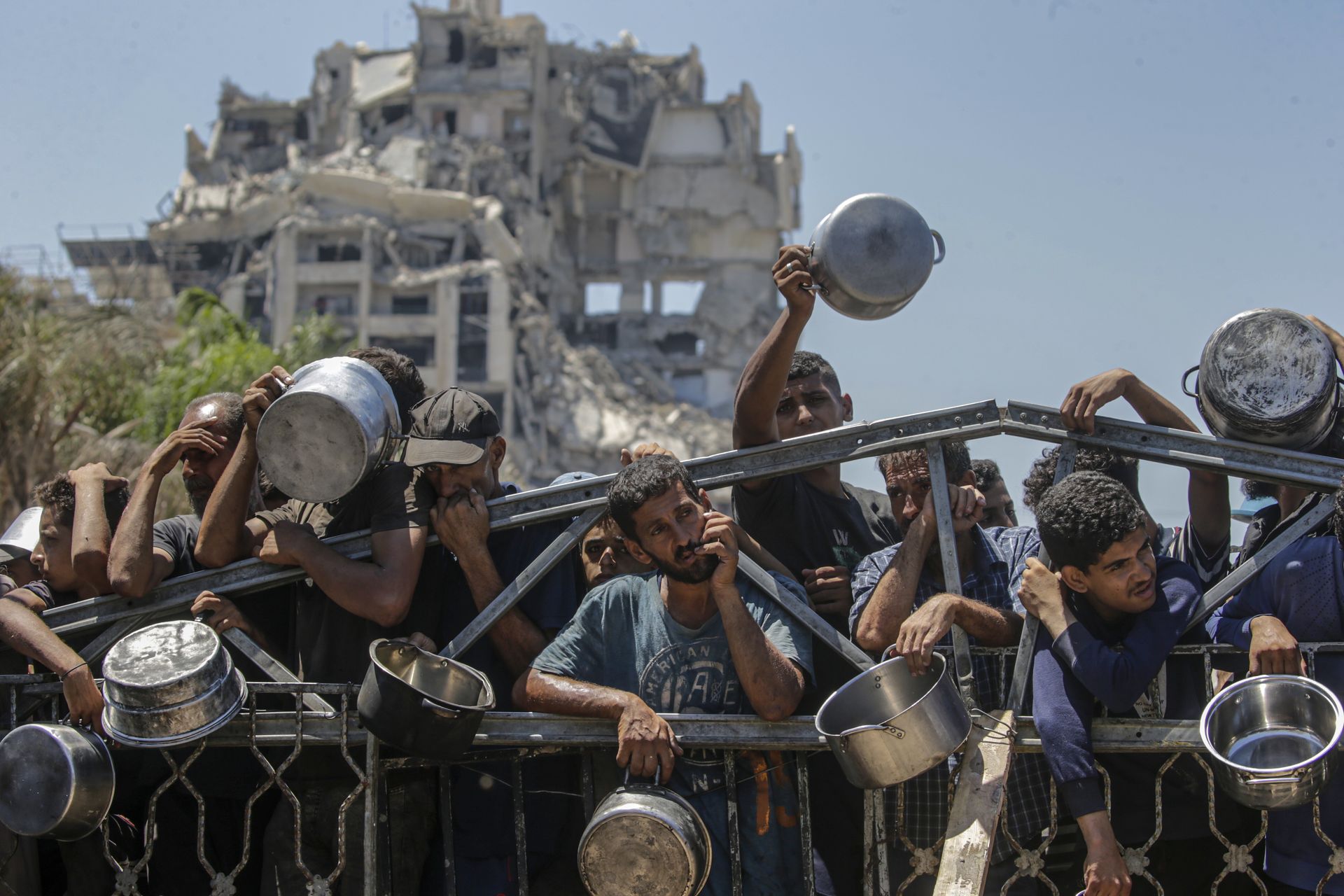 Chcą zająć Gazę w pół roku. Izrael planuje ofensywę