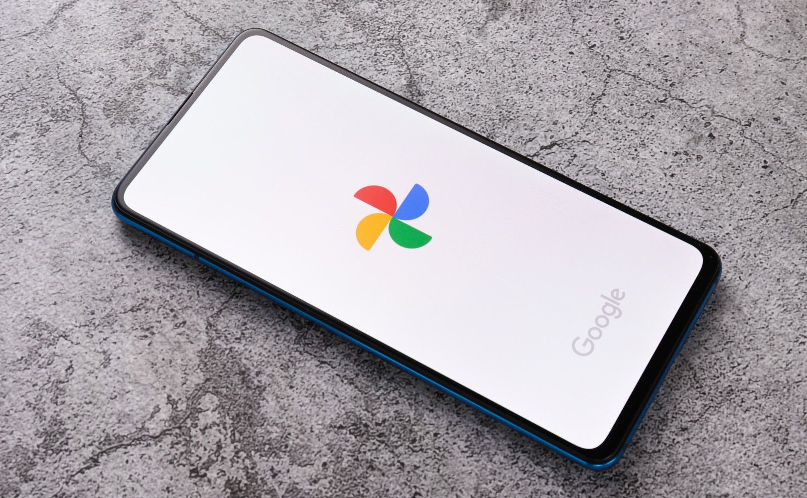 Zmiana w Zdjęciach Google na Androidzie. Koniec uciążliwego efektu