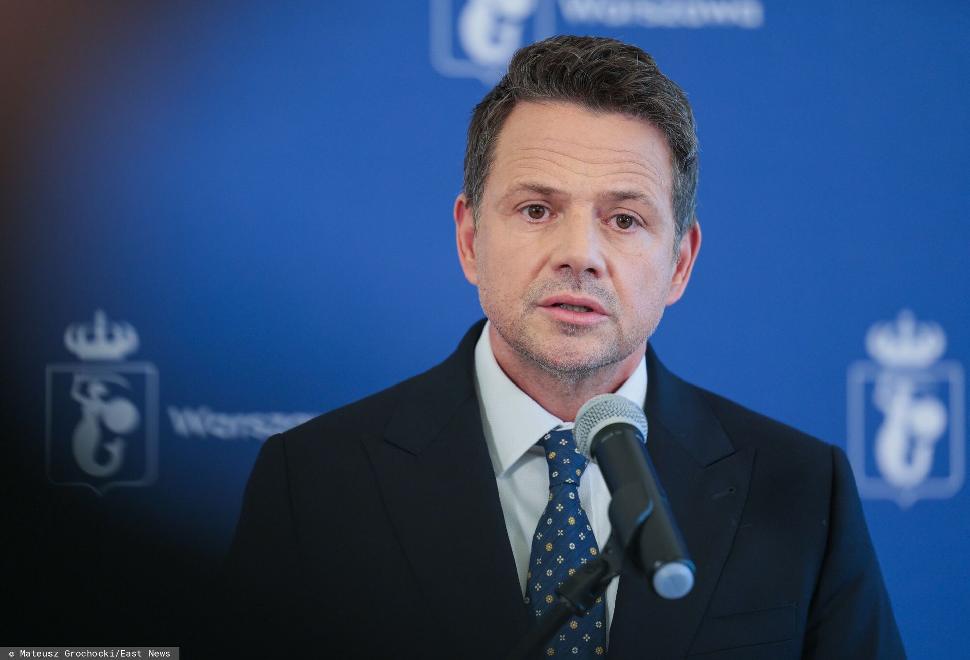 Zmiany w warszawskich szpitalach. Trzaskowski odpolitycznia rady