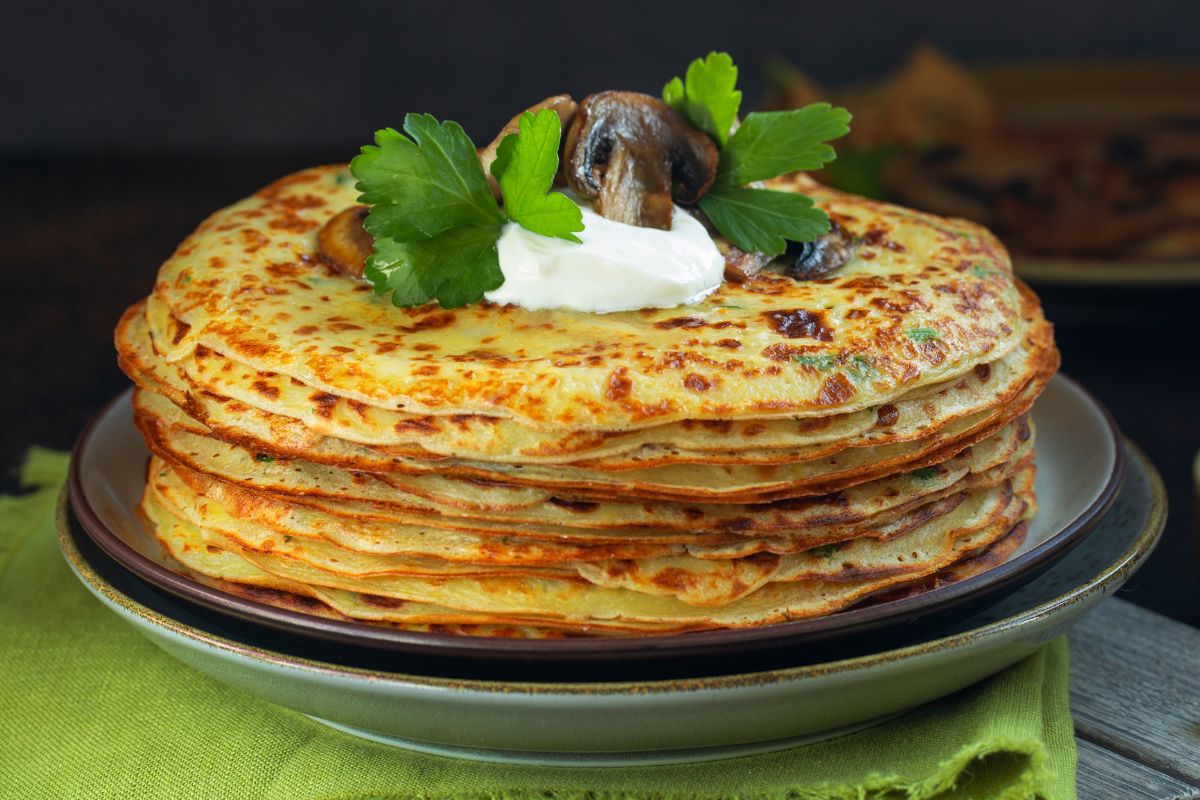 Kuzynka dodaje do ciasta naleśnikowego. Wychodzą pulchne i mięciutkie jak gąbeczka