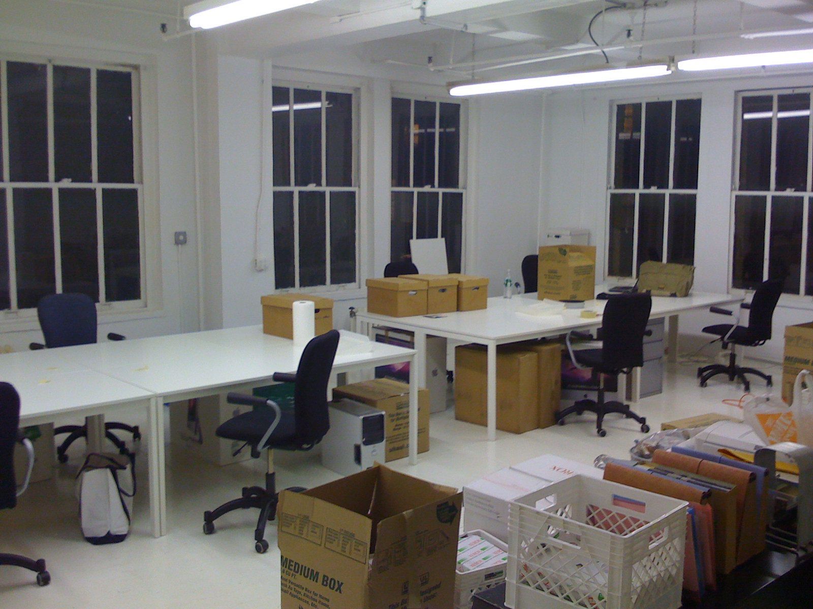 Osiągnęli rekordowe zyski dzięki AI. Zwolnią 1700 osób