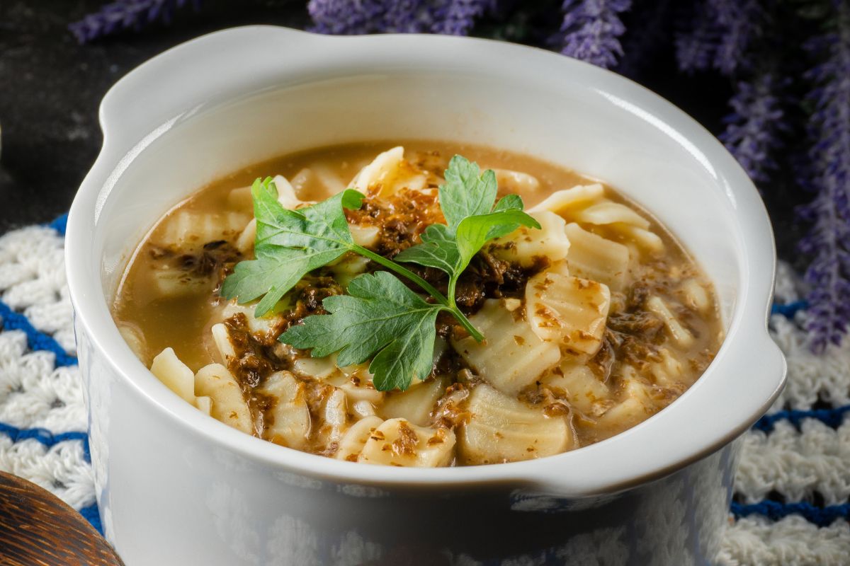 Zbieram w lesie i robię zupę. Wyglądają jak pieczarki, ale o niebo lepsze