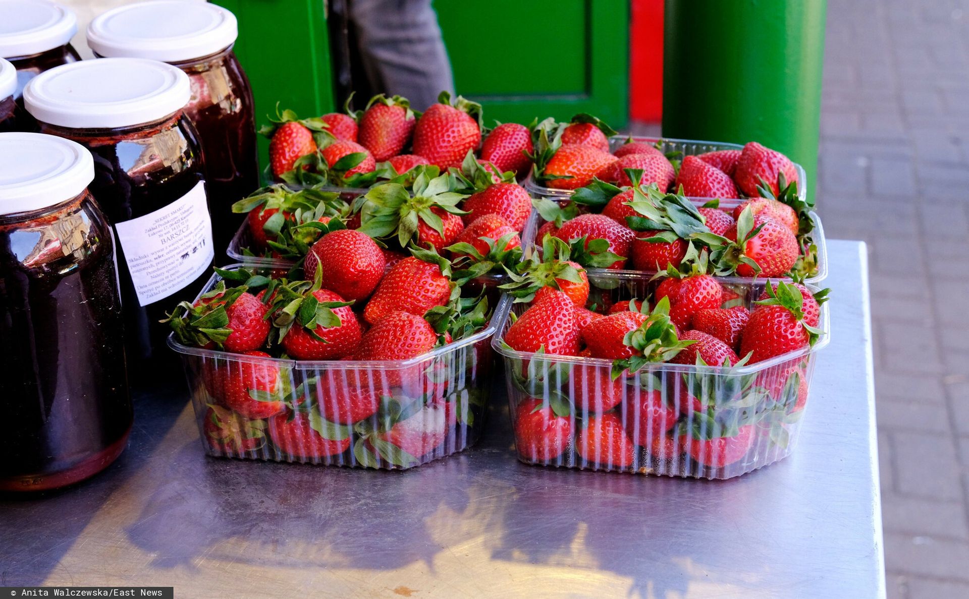 Truskawkowy chaos. Wysoka cena, krótki sezon, nerwy rolników