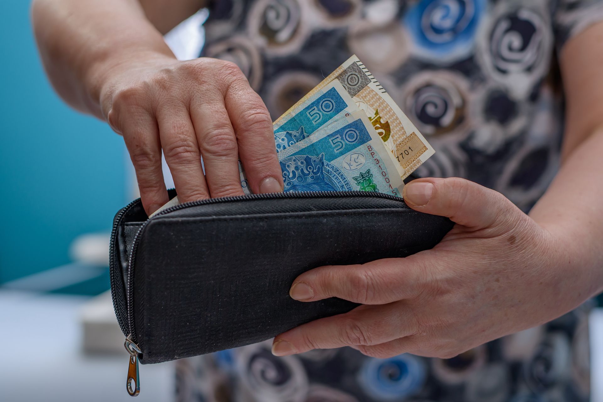 Tyle wyniosą czternastki dla seniorów. Dodatkowe emerytury po wakacjach