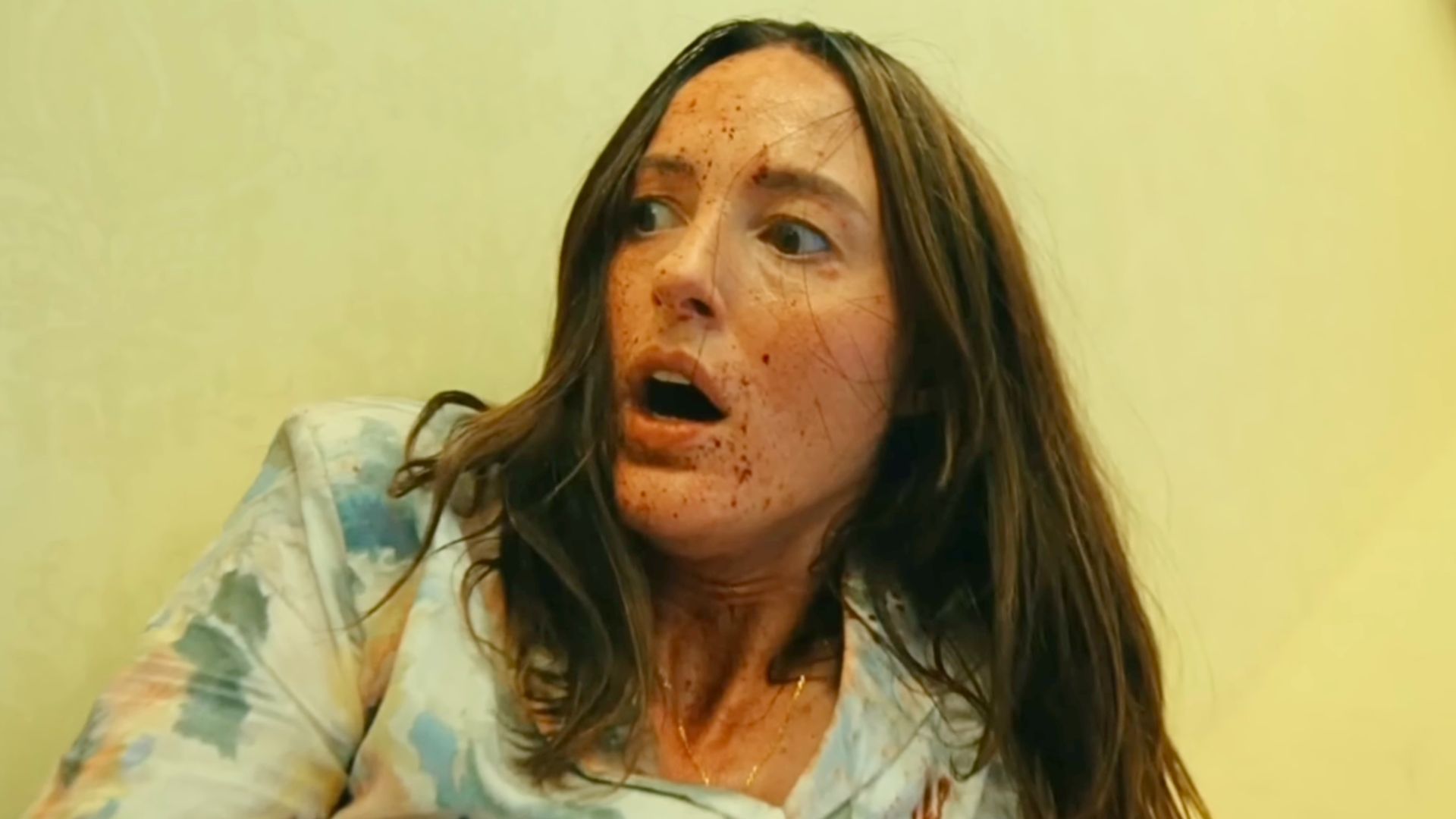 Horror roku na HBO Max. Kiedy obejrzymy "Backrooms" w domu?