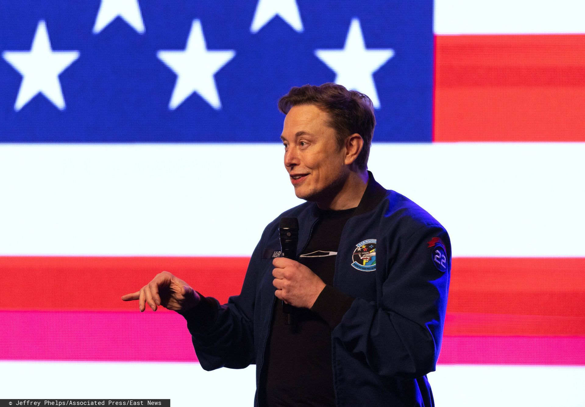 Tesla w pułapce. Bliskie relacje Muska z Trumpem szkodzą firmie?