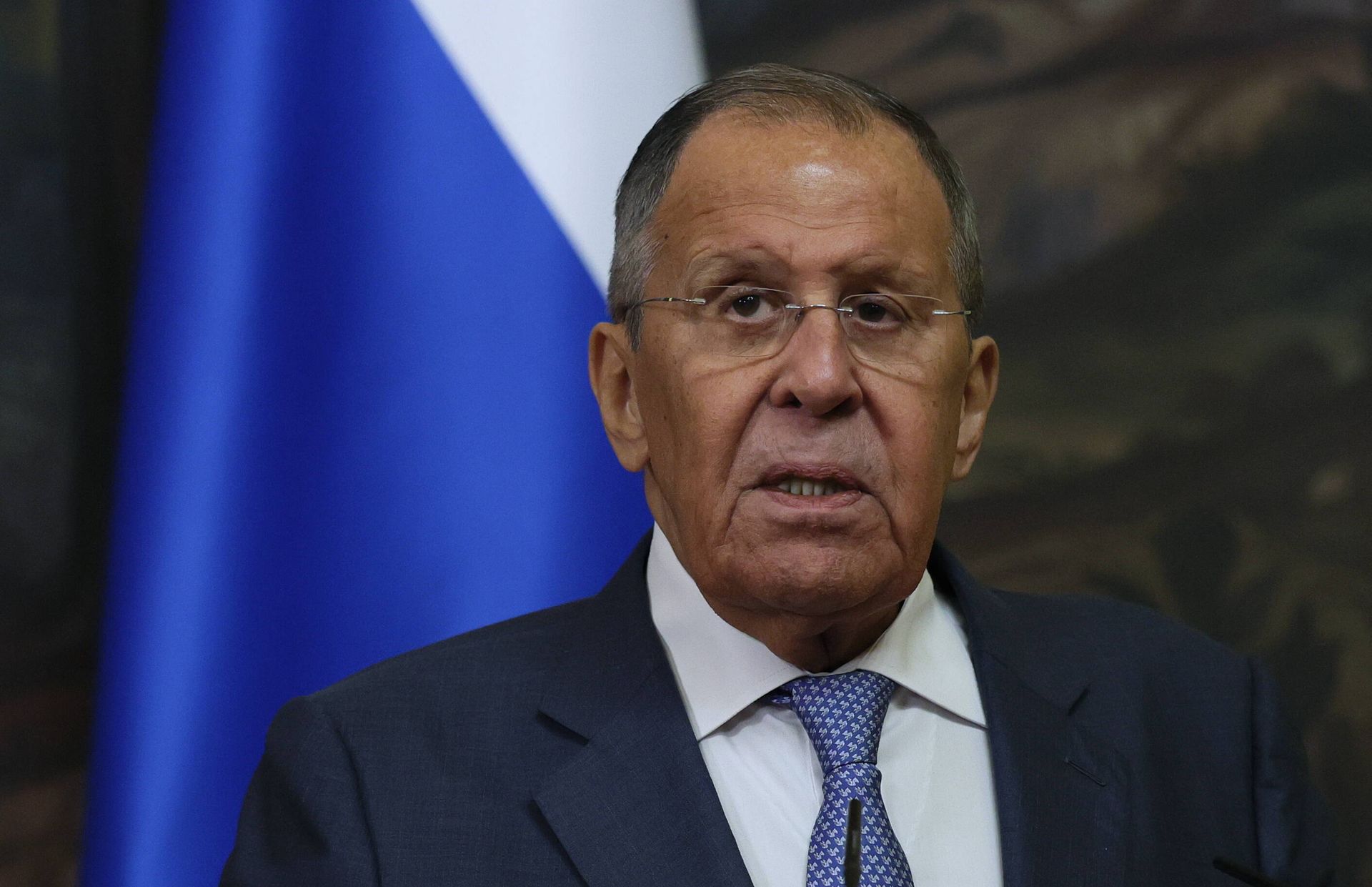 Tajemnica szefa MSZ Rosji. Jego bliskie z arabskimi paszportami