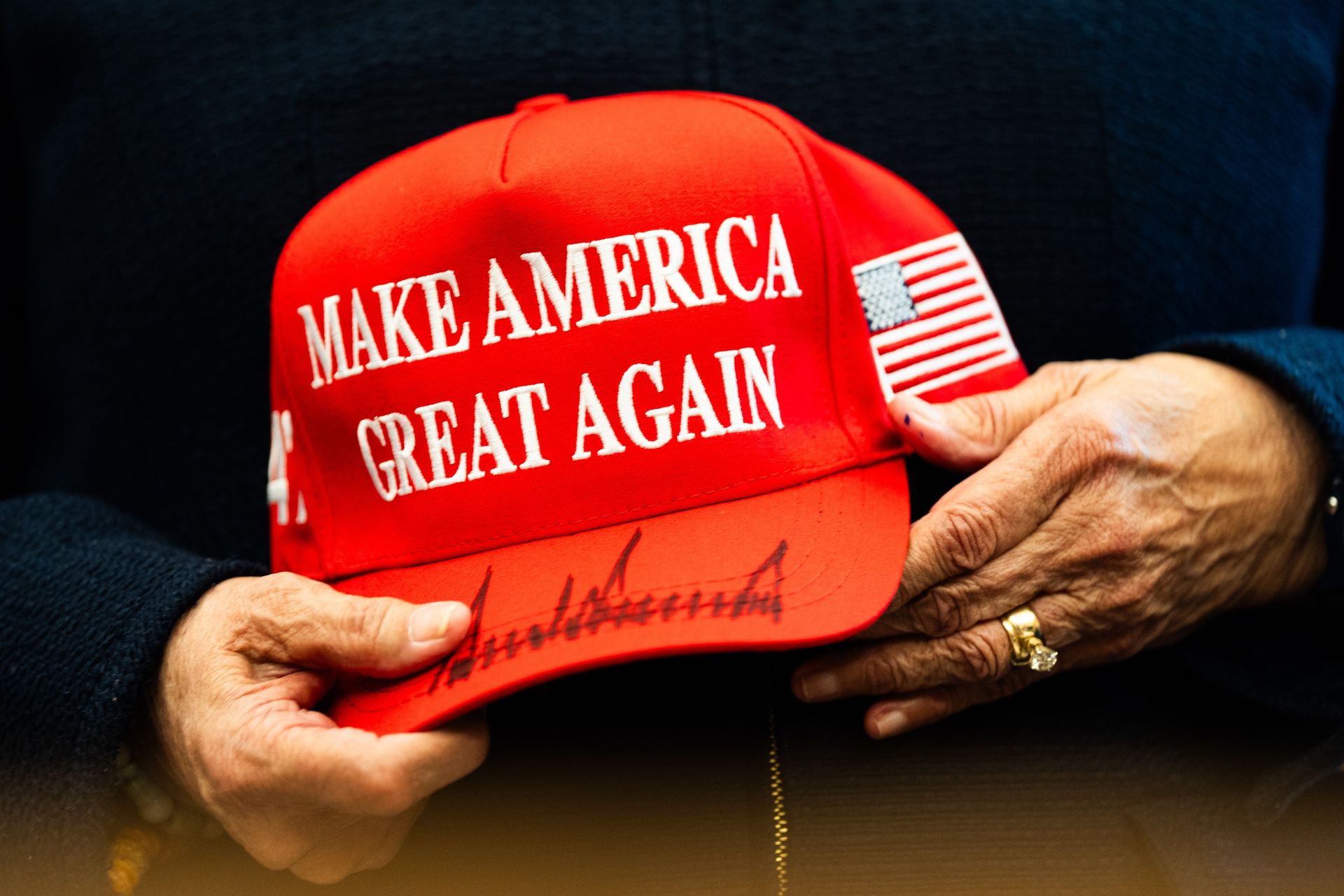 Administracja Trumpa z nowym planem. Chodzi o "ruch MAGA w Europie"