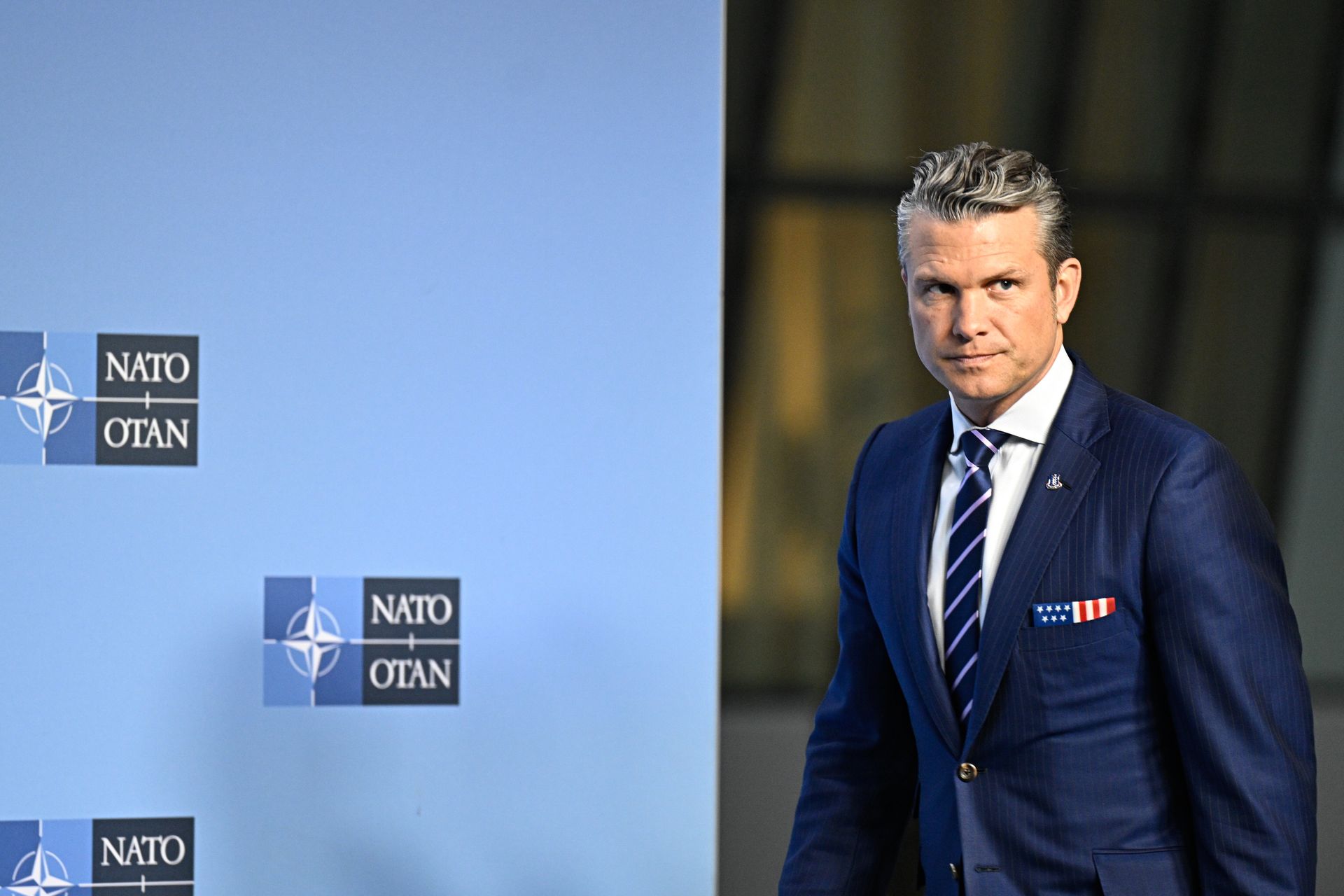 Awaryjne lądowanie Hegseth'a. Podano powód