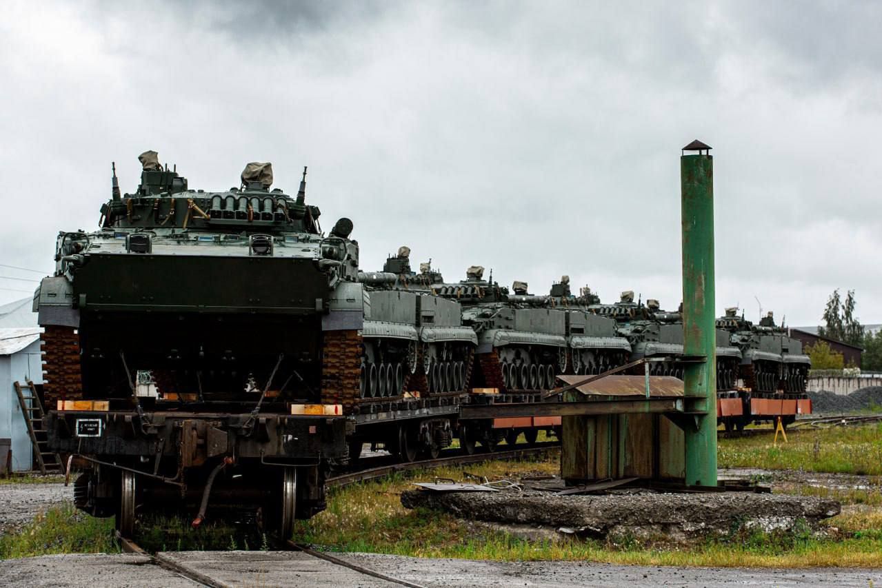 Rosyjski przemysł zaskakuje. Nowe BMP-3 dalej trafiają do żołnierzy