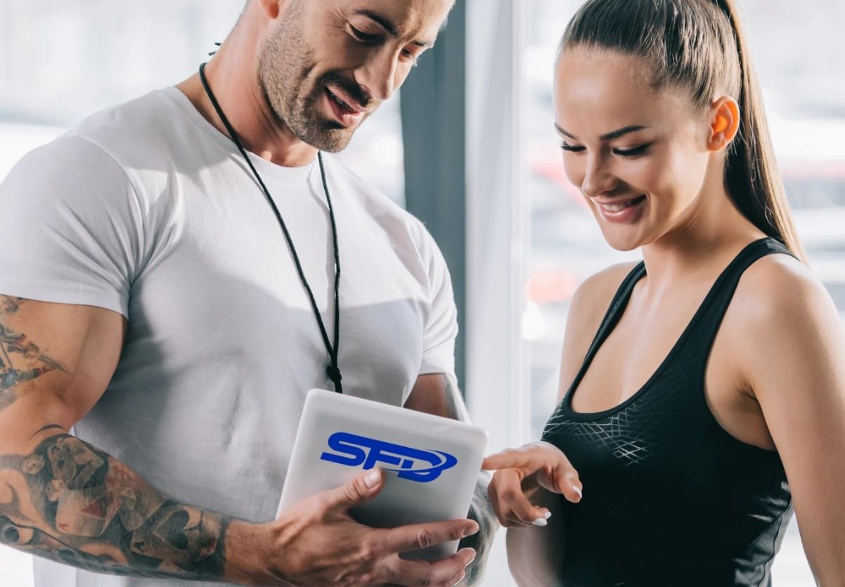 Suplementowe żniwa SFD. Pomogły reklamy przy koszykówce i u influencerów