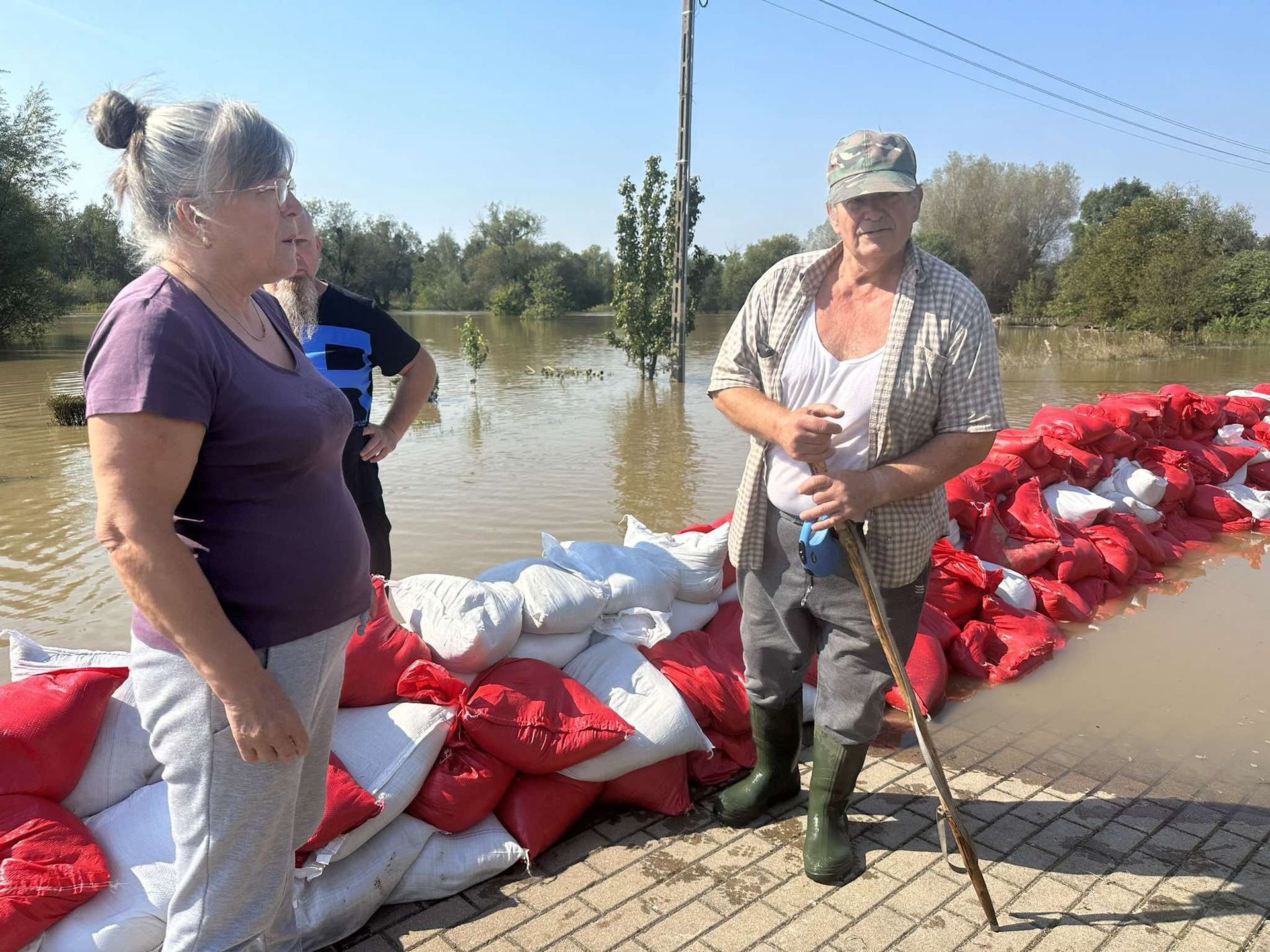 "Zwierzyniec Duży 48 nam padł". Ludzie walczyli do ostatniej chwili i walczą nadal