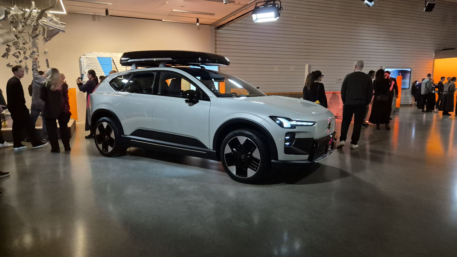 Oto nowe Volvo EX60. Topowa wersja ma niedorzeczne osiągi