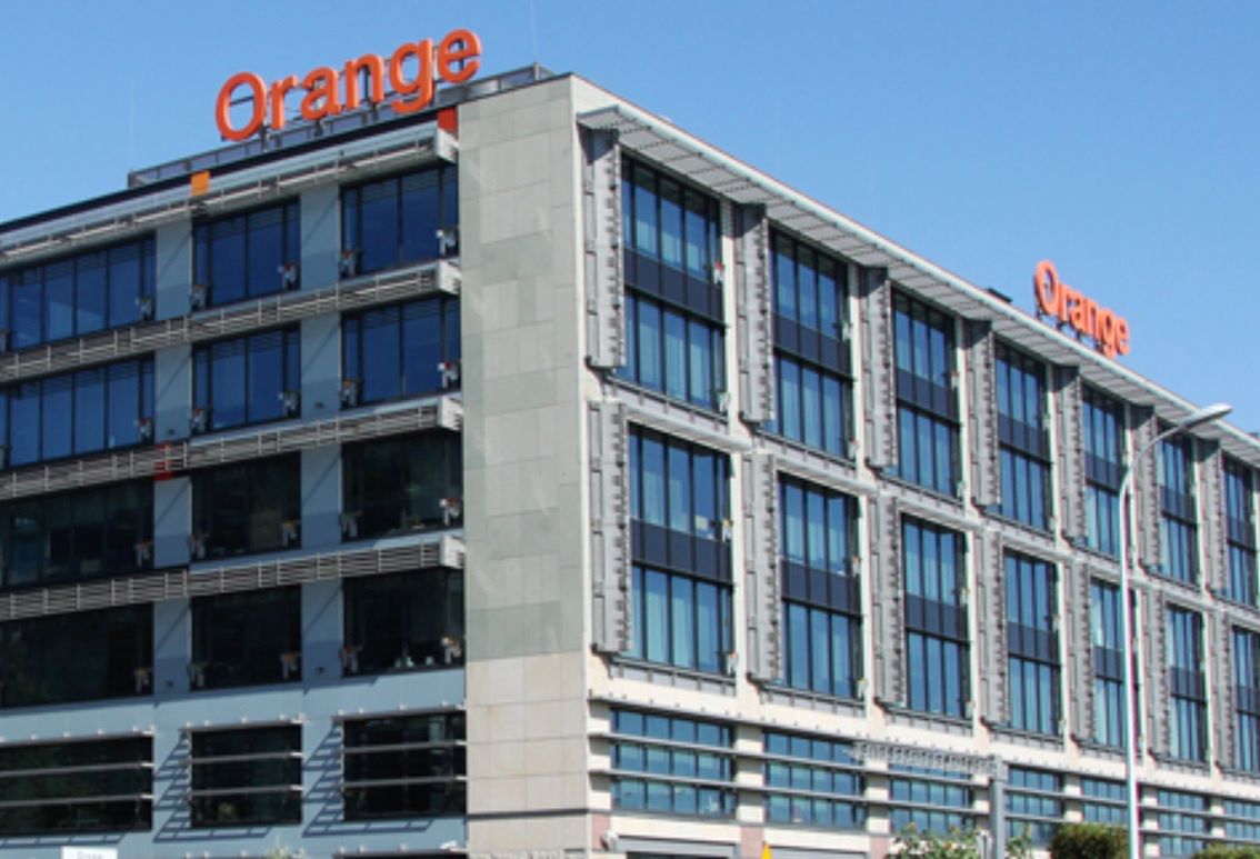 Tylu pracowników może odejść z Orange Polska. Ustalono też podwyżki