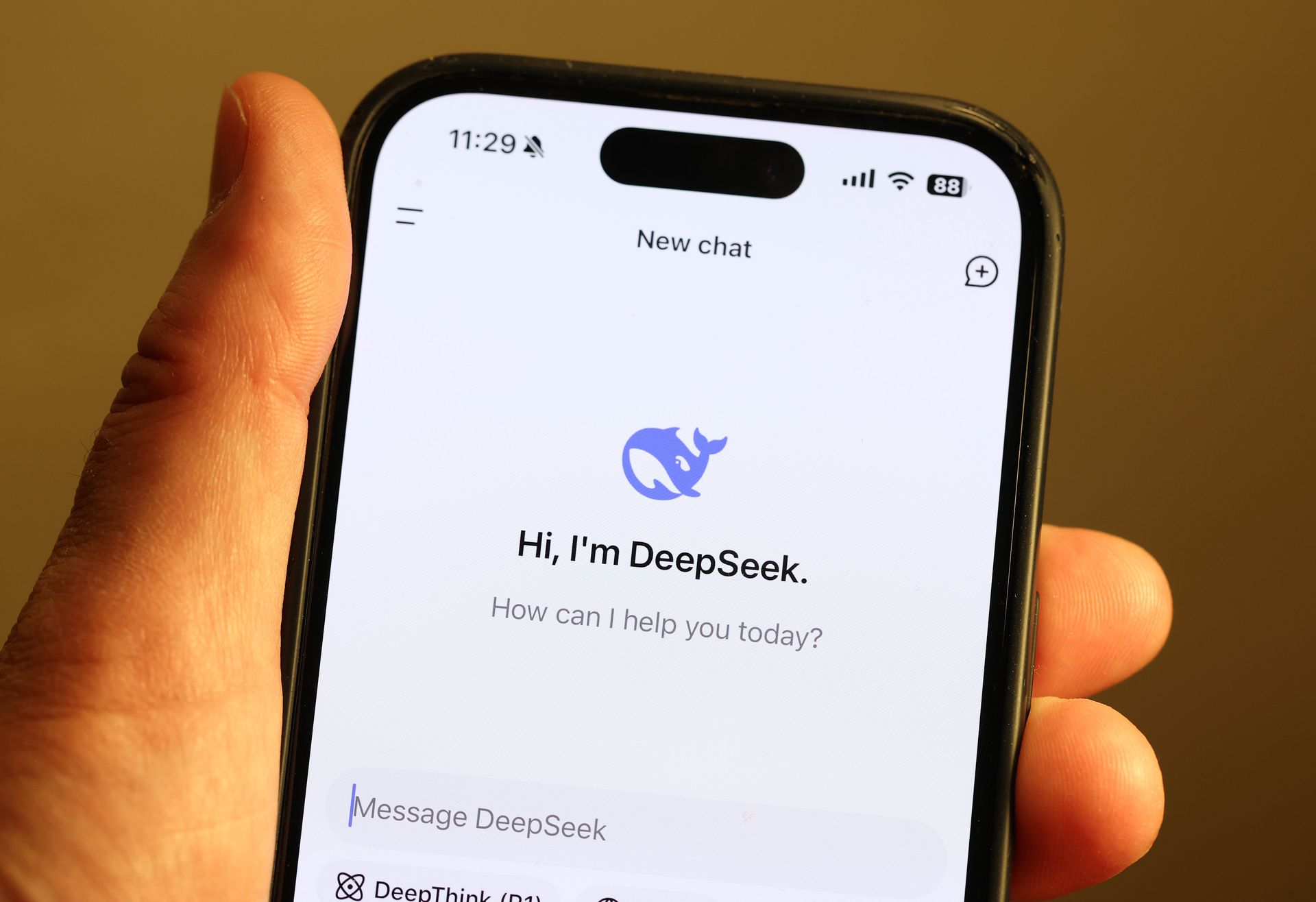 DeepSeek o chińskich zbrodniach. Model AI sam się ocenzurował