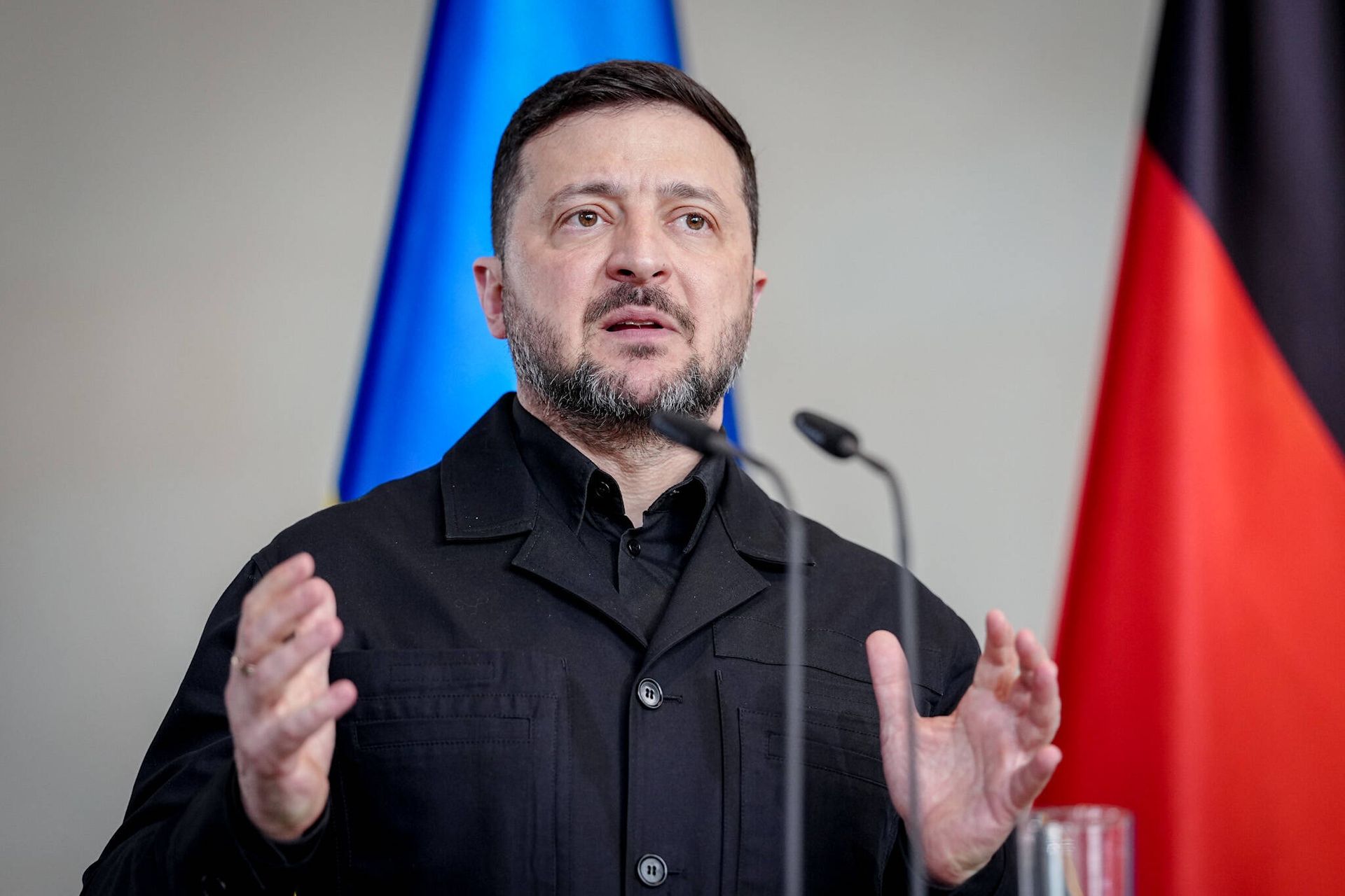 Zełenski o ostatnich rosyjskich atakach. Podał tragiczne dane