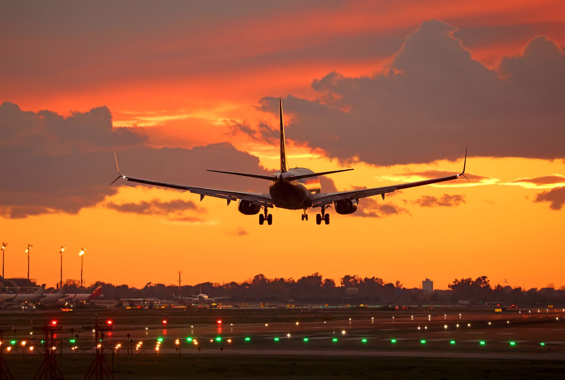 Panika na pokładzie, sufit walił im się na głowy. Awaria Boeinga 737
